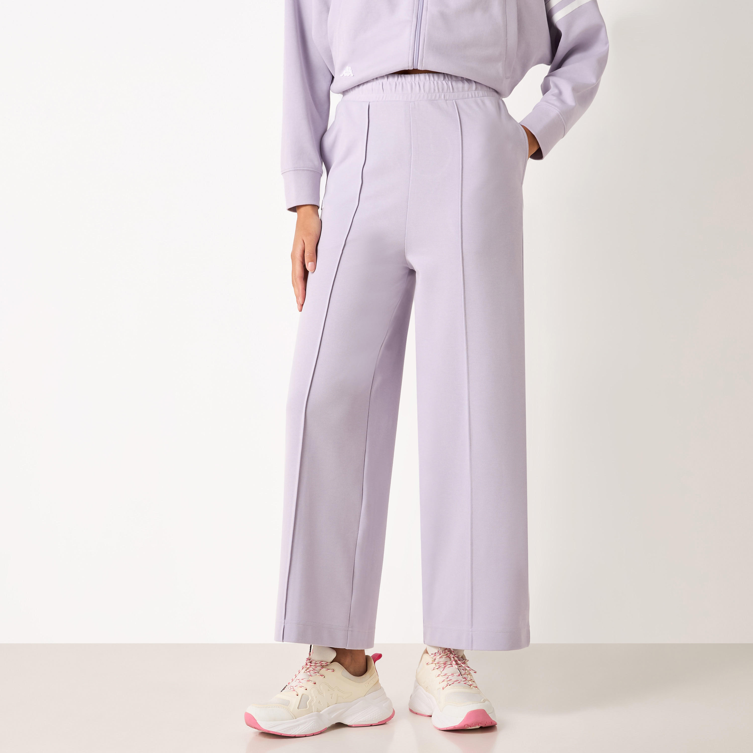 بنطلون رياضي بطبعات شعار وجيوب من كابا-women-clothing-bottoms-joggers-image-1