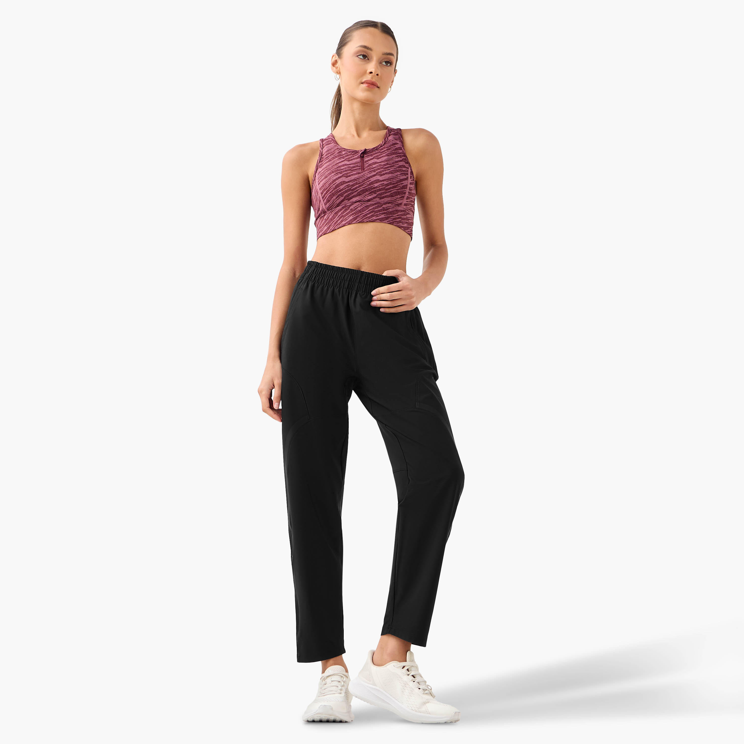 صدرية رياضية بتصميم متقاطع من الخلف وطبعات من كابا-sports-women-clothing-sportsbras-image-3