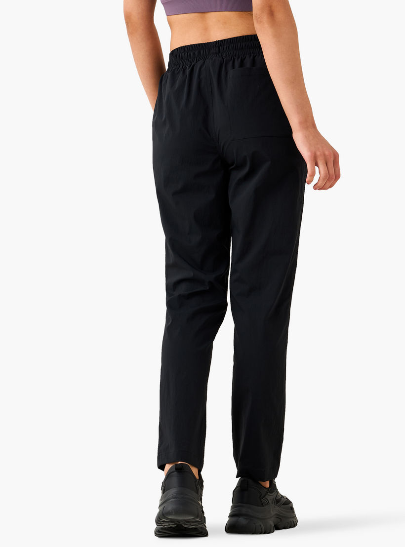 بنطلون رياضي برباط إغلاق وجيوب من كابا-women-clothing-bottoms-joggers-image-3