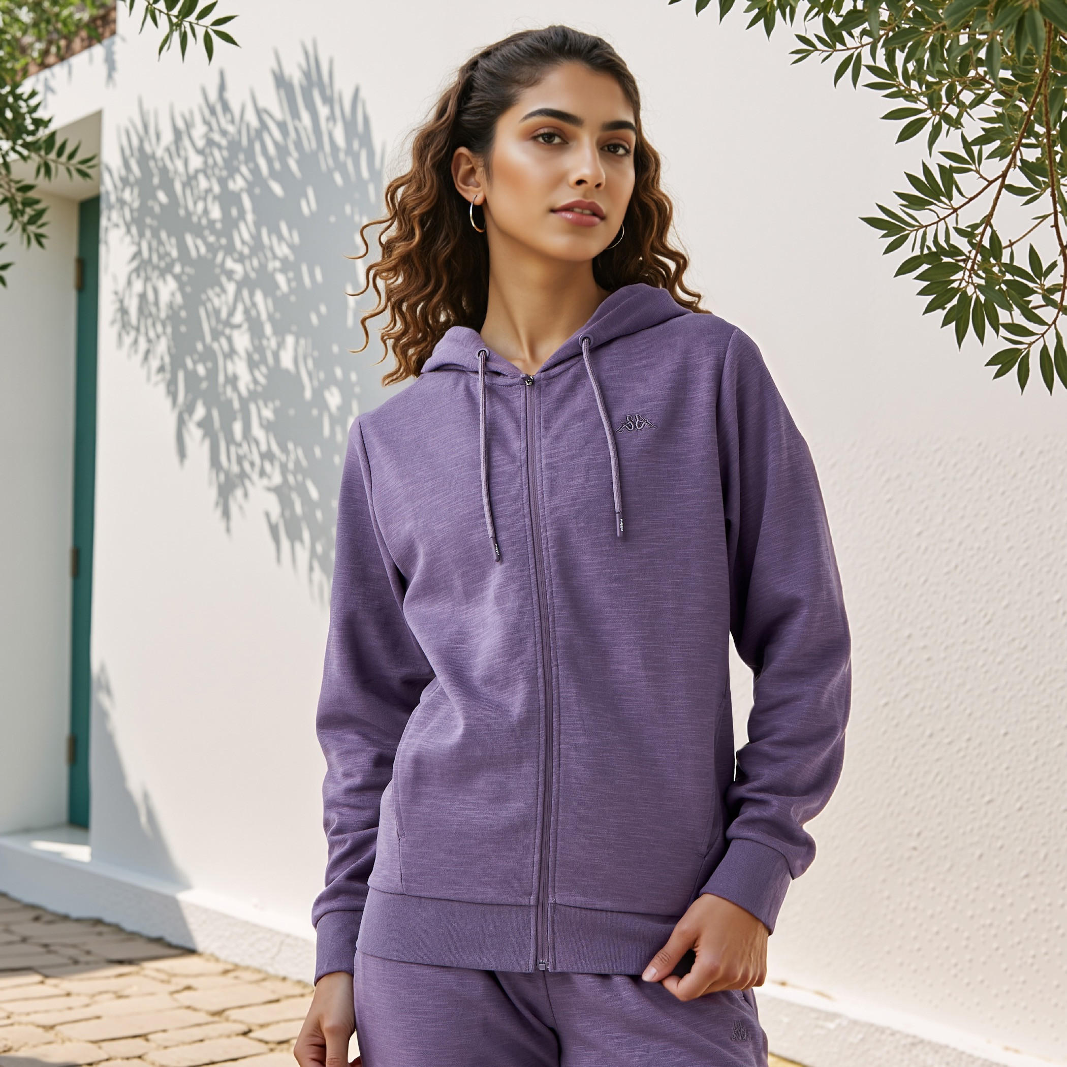 هودي بجيوب كنغر وسحاب إغلاق من كابا-women-clothing-sportswearandactivewear-hoodiesandsweatshirts-image-1