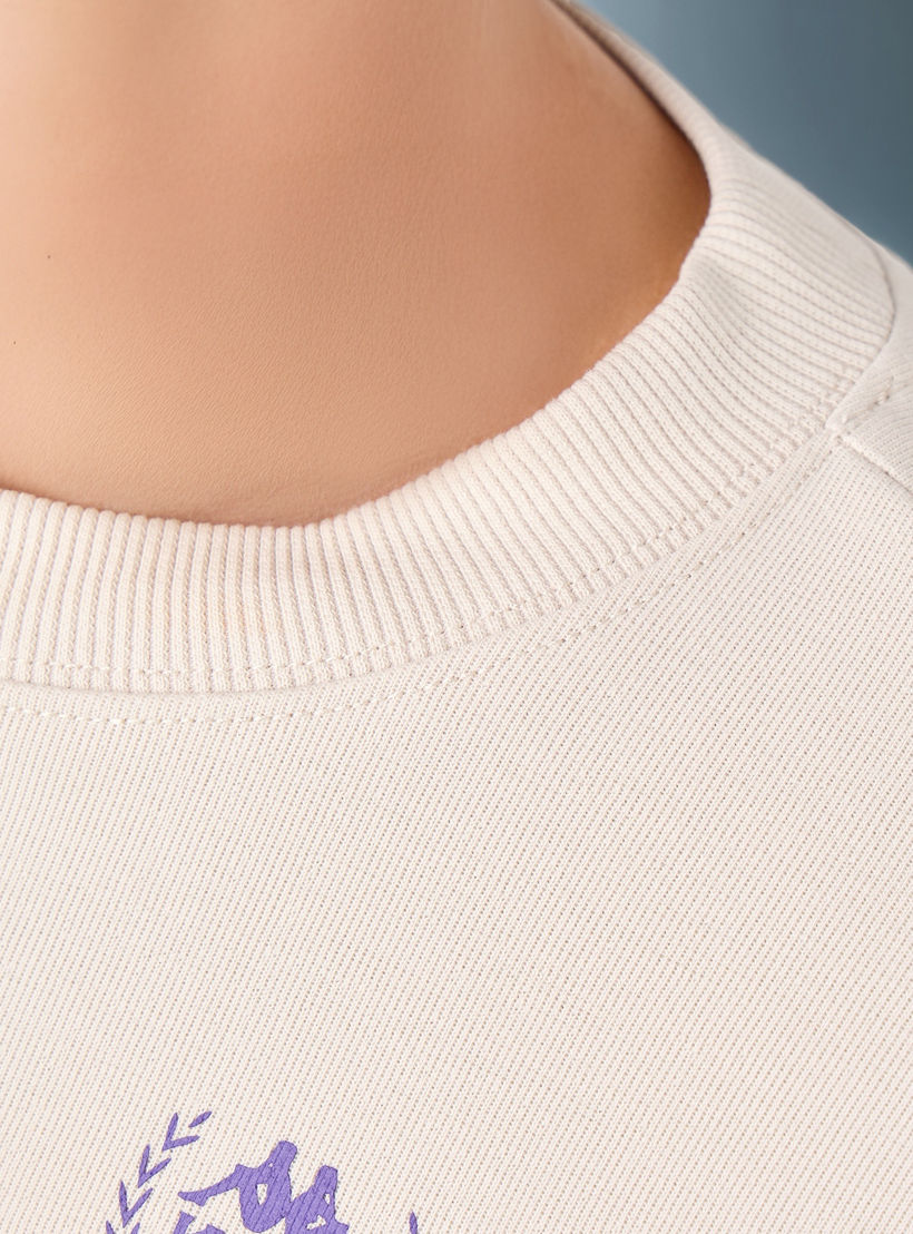سويت شيرت قصير بطبعات شعار من كابا-women-clothing-sportswearandactivewear-hoodiesandsweatshirts-image-1