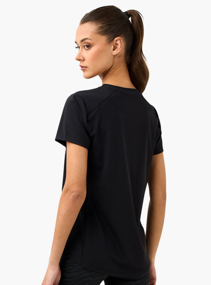 تيشيرت بطبعات شعار من كابا-women-clothing-tshirts-image-3