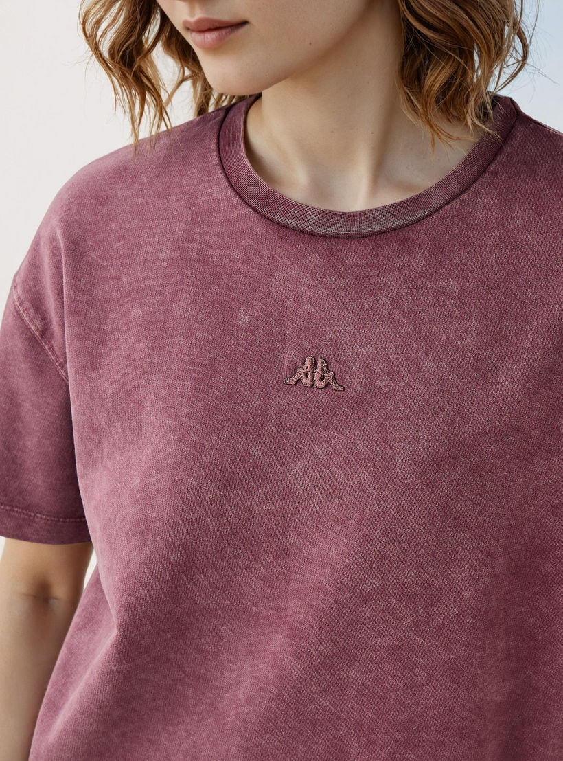 تيشيرت بتفاصيل بارزة من كابا-women-clothing-tshirts-image-4
