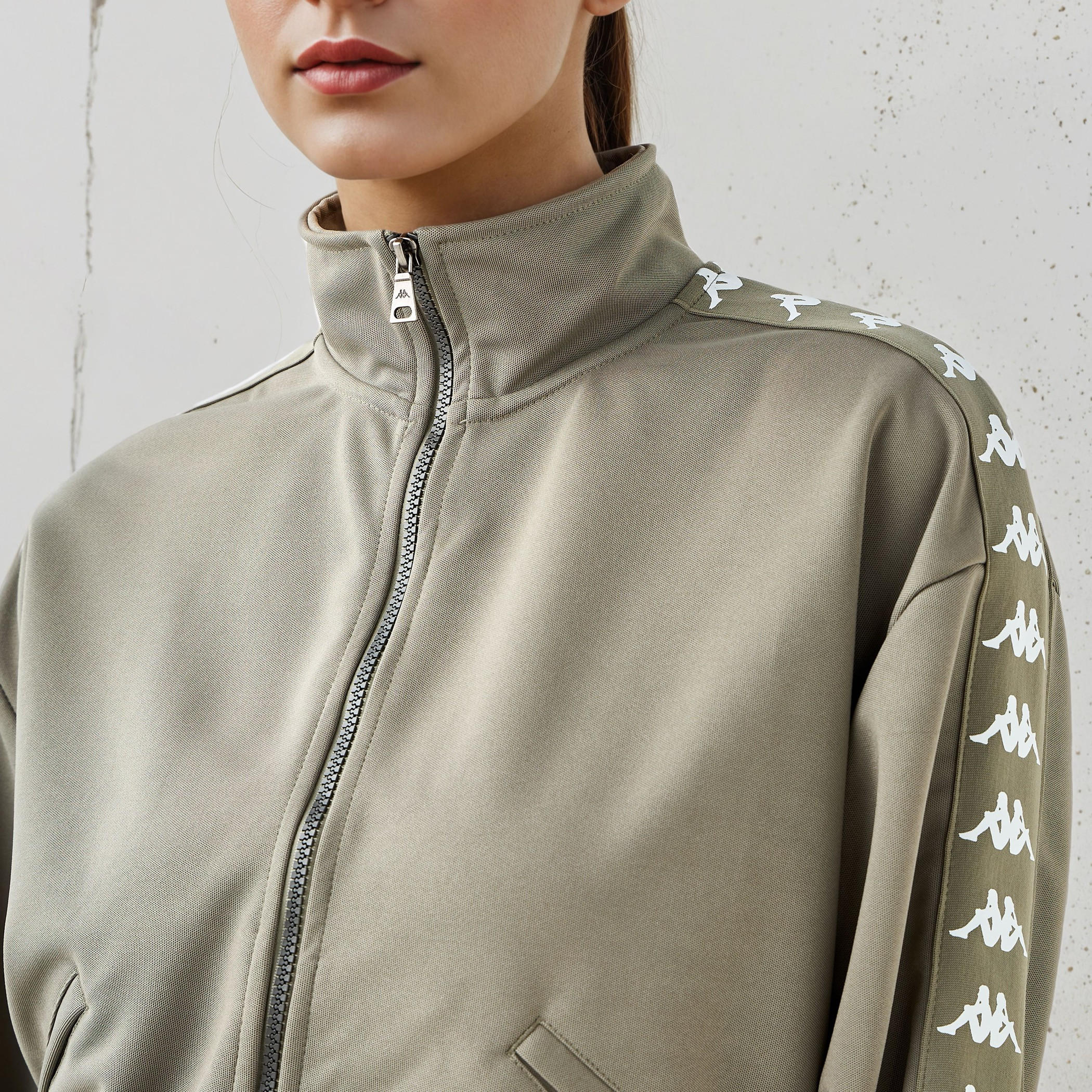 Kappa Tape Detail Jacket with High Neck-women-clothing-sportswearandactivewear-hoodiesandsweatshirts-image-5