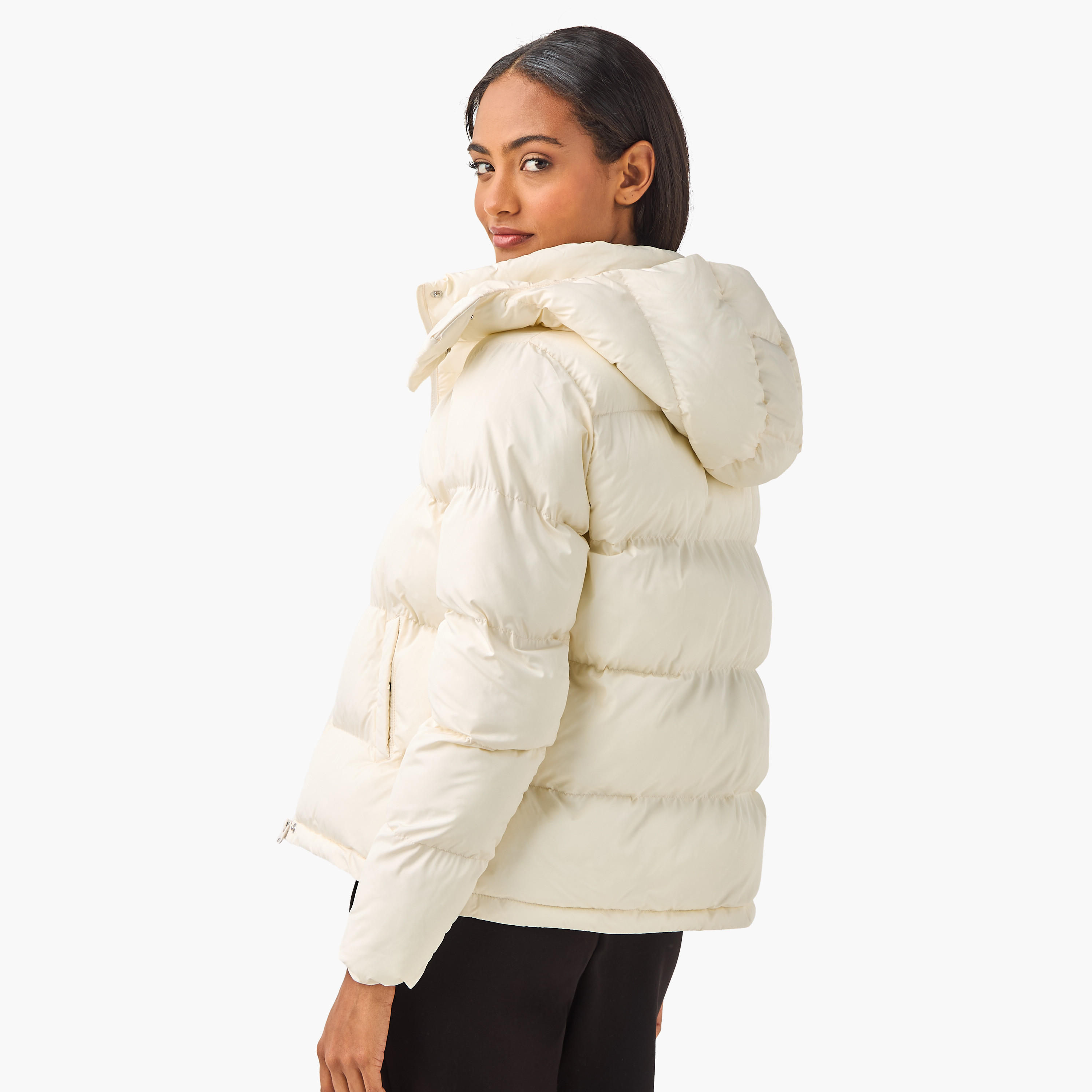 جاكيت نفخ بقبعة للنساء من كابا-women-clothing-sportswearandactivewear-coatsandjackets-jackets-image-2