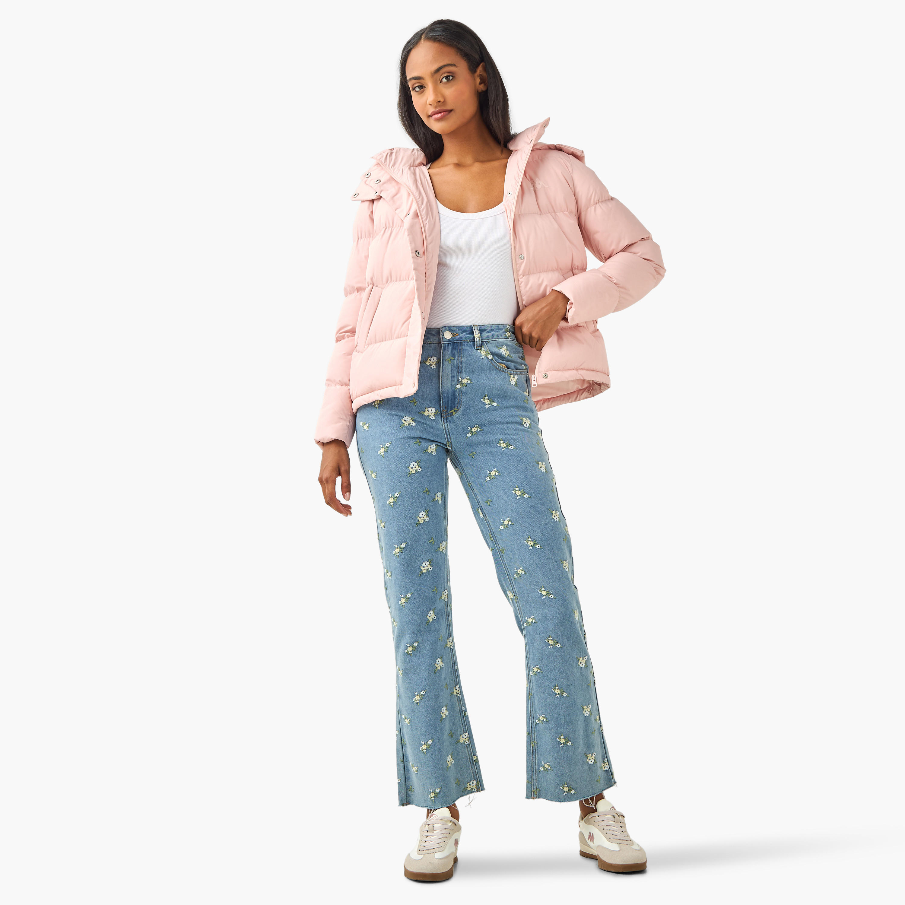 جاكيت نفخ بقبعة للنساء من كابا-women-clothing-sportswearandactivewear-coatsandjackets-jackets-image-2