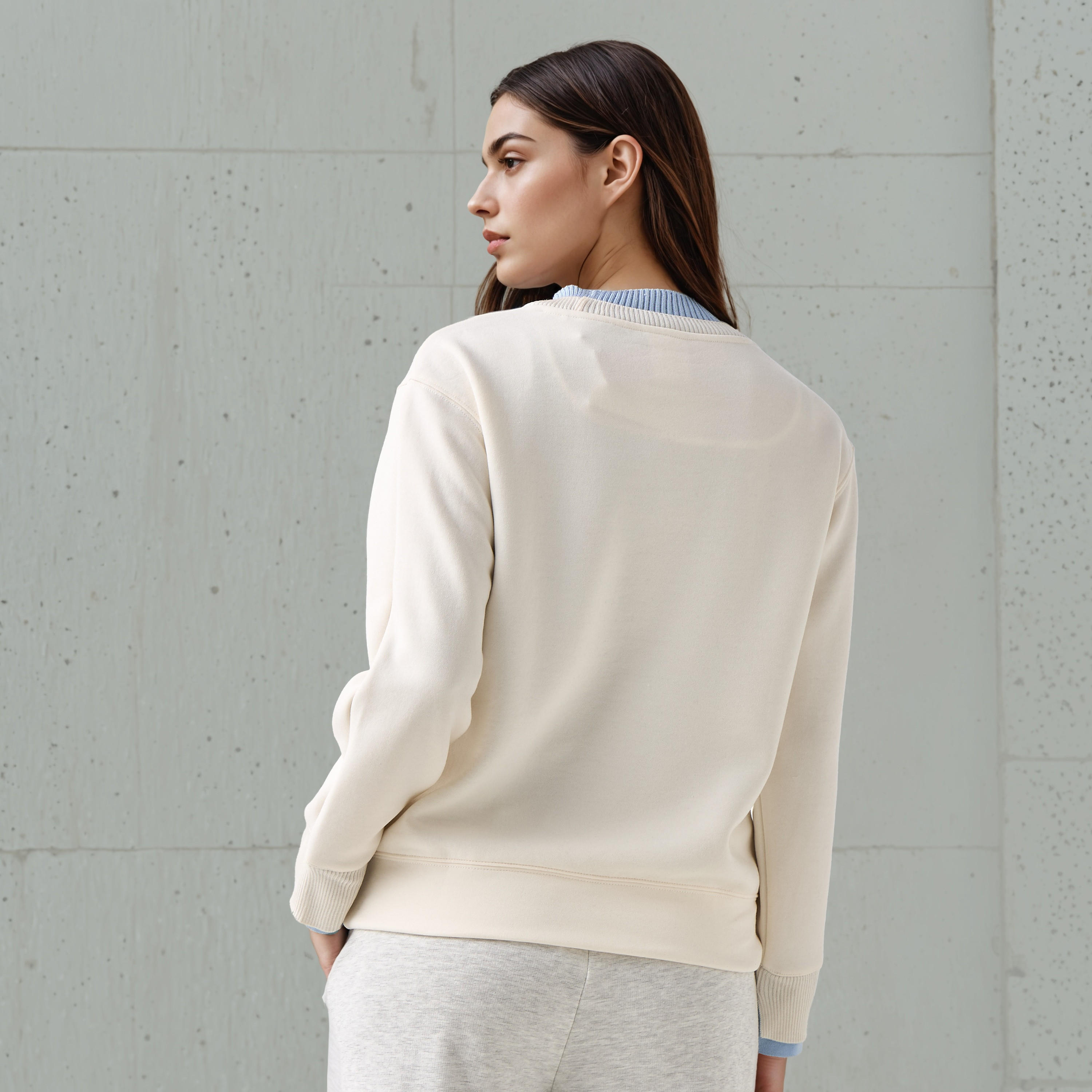 سويت شيرت مضلع مزدوج للنساء من كابا-women-clothing-sportswearandactivewear-hoodiesandsweatshirts-image-4