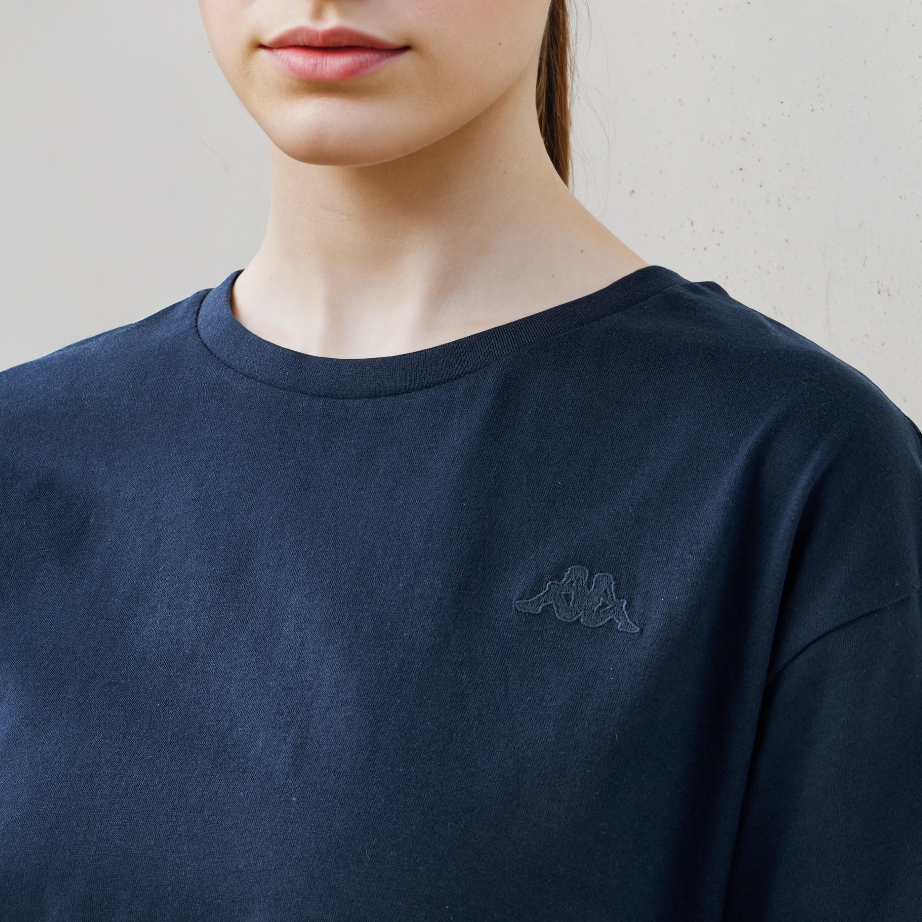 تيشيرت بقصة عادية من كابا-women-clothing-tshirts-image-1