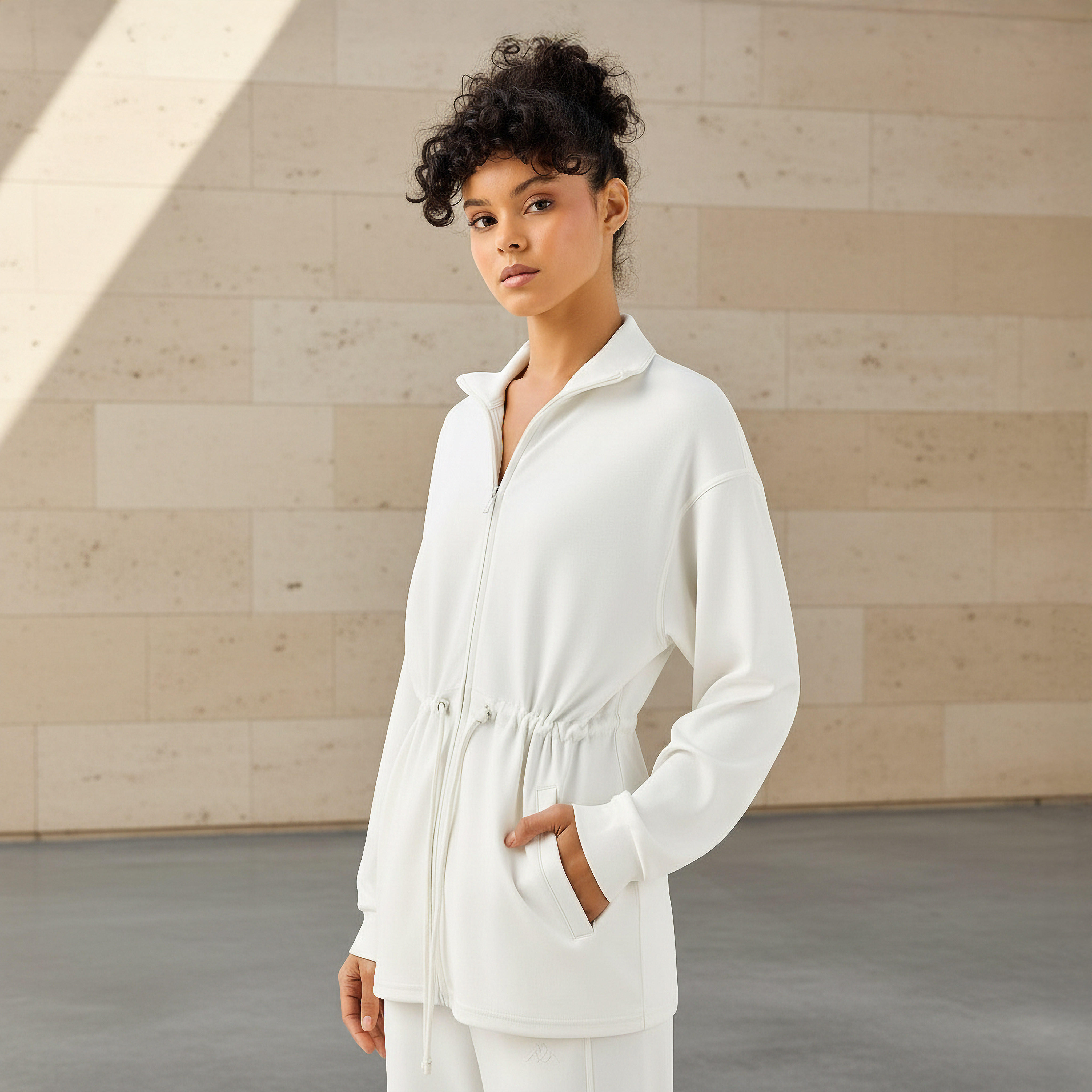 جاكيت طويل ناعم الملمس برباط خصر للنساء من كابّا-women-clothing-coordsets-image-5