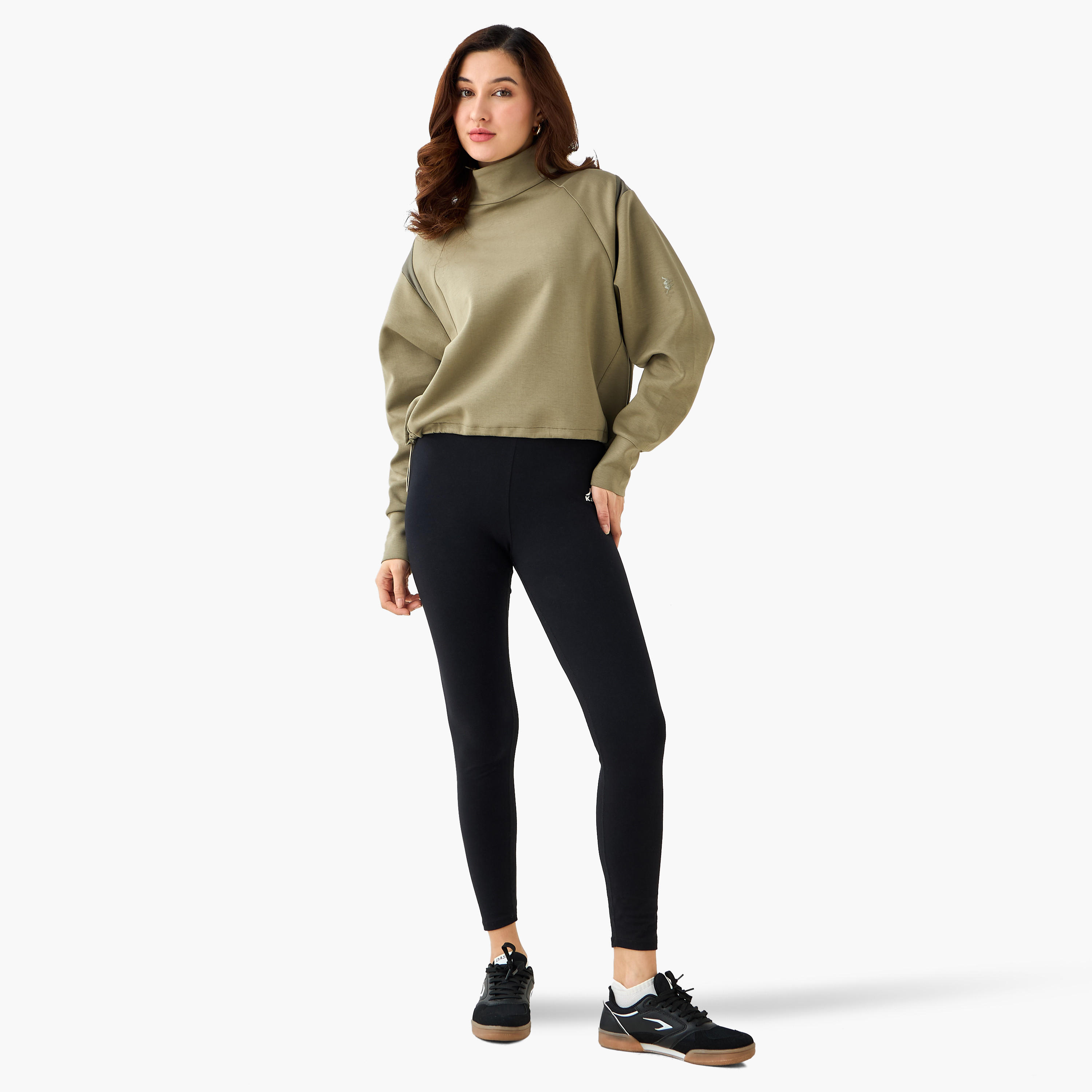 سويت شيرت قصير ناعم الملمس للنساء من كابا-women-clothing-sportswearandactivewear-hoodiesandsweatshirts-image-4