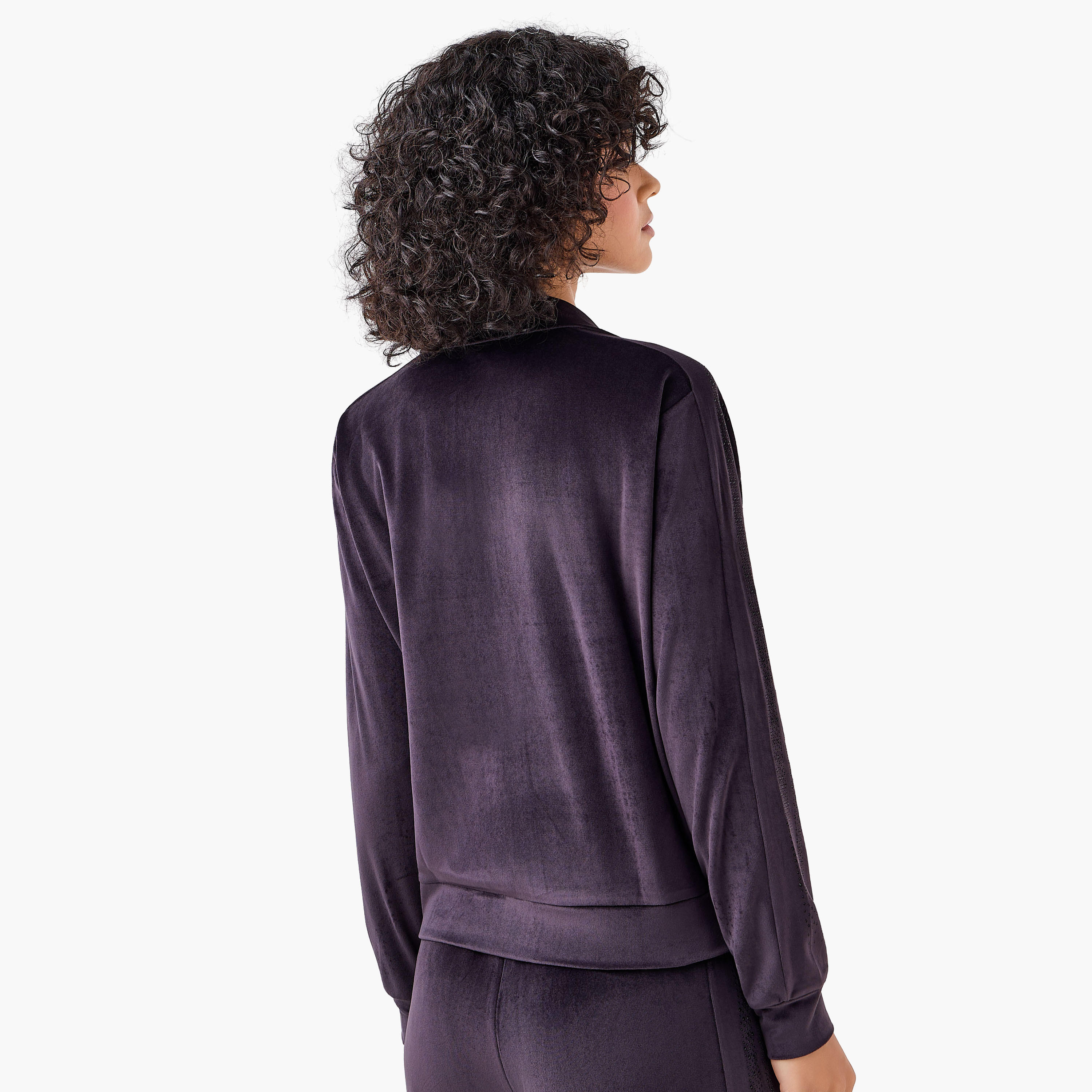 جاكيت مخملي مزين للنساء من كابا-women-clothing-coordsets-image-3