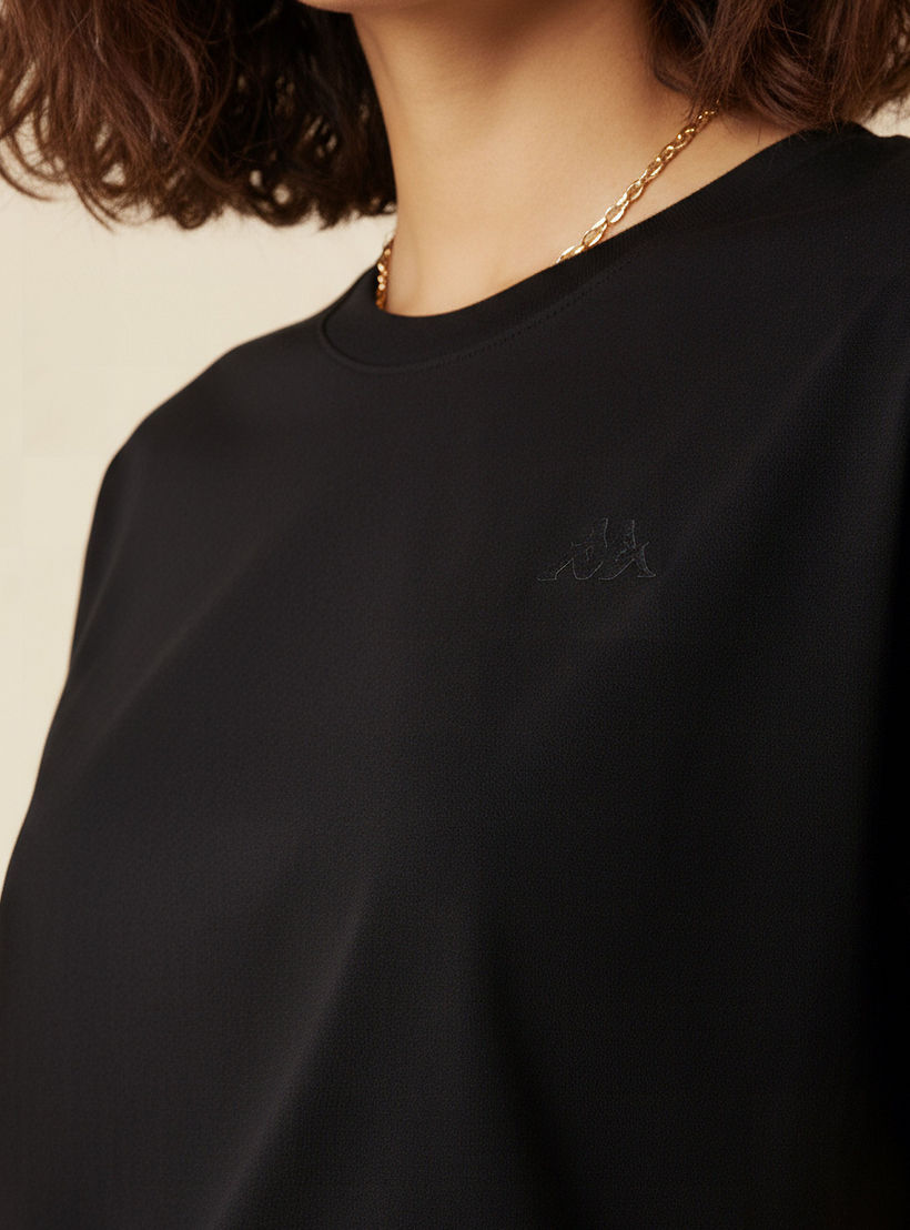 تيشيرت مطاطي بتطريز شعار للنساء من كابا-women-clothing-tshirts-image-4