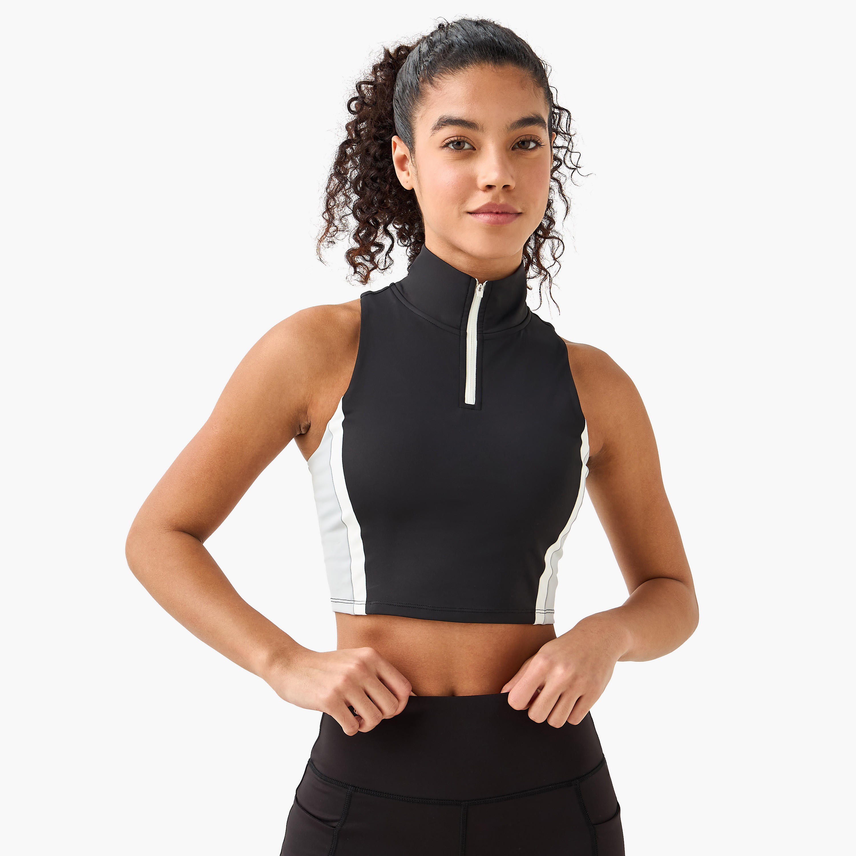 صدرية رياضية بياقة عالية للنساء من كابا-women-clothing-coordsets-image-4