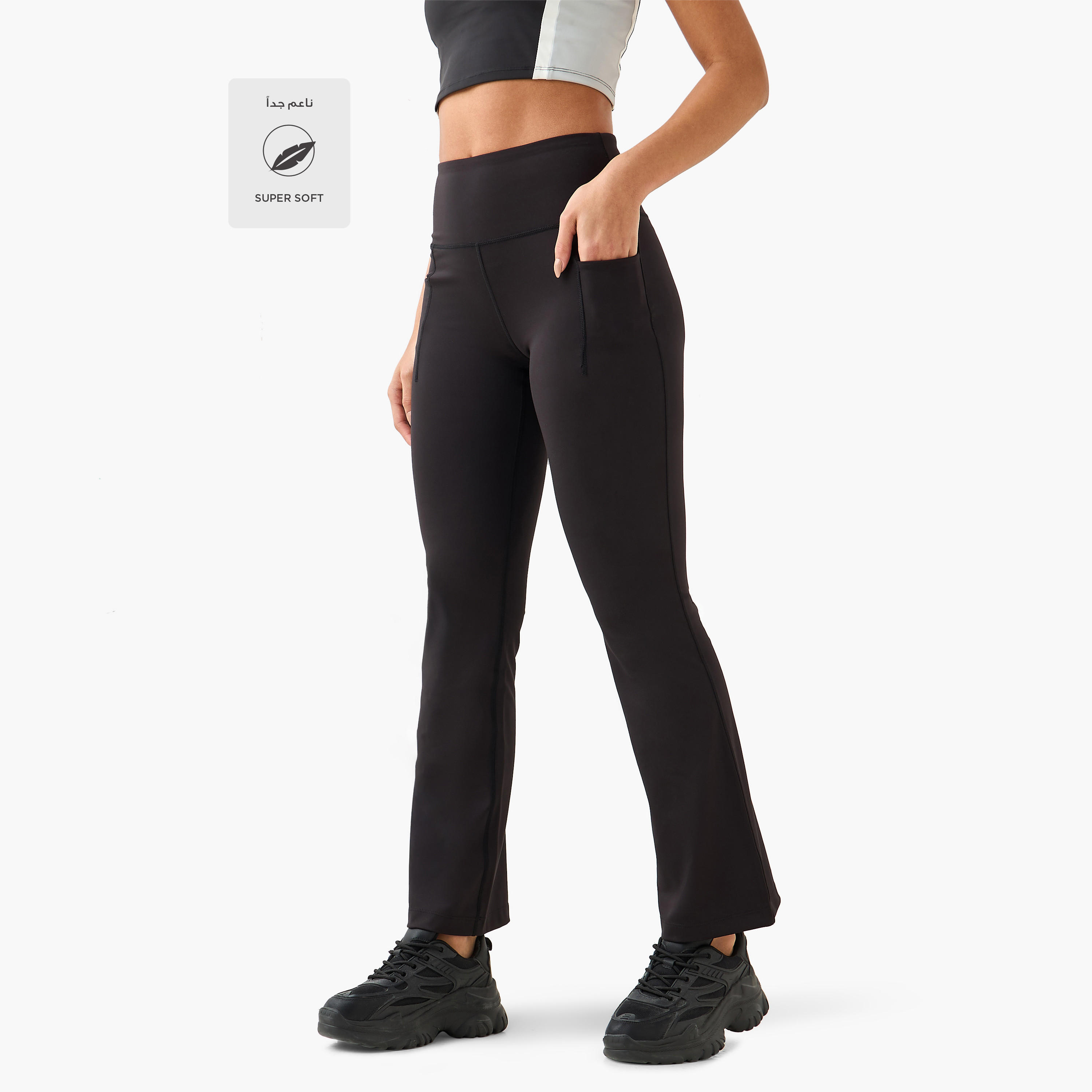 بنطلون ليقنز ضيق وواسع من الأسفل وعالي المرونة للنساء من كابا-sports-women-clothing-activewearleggings-image-3