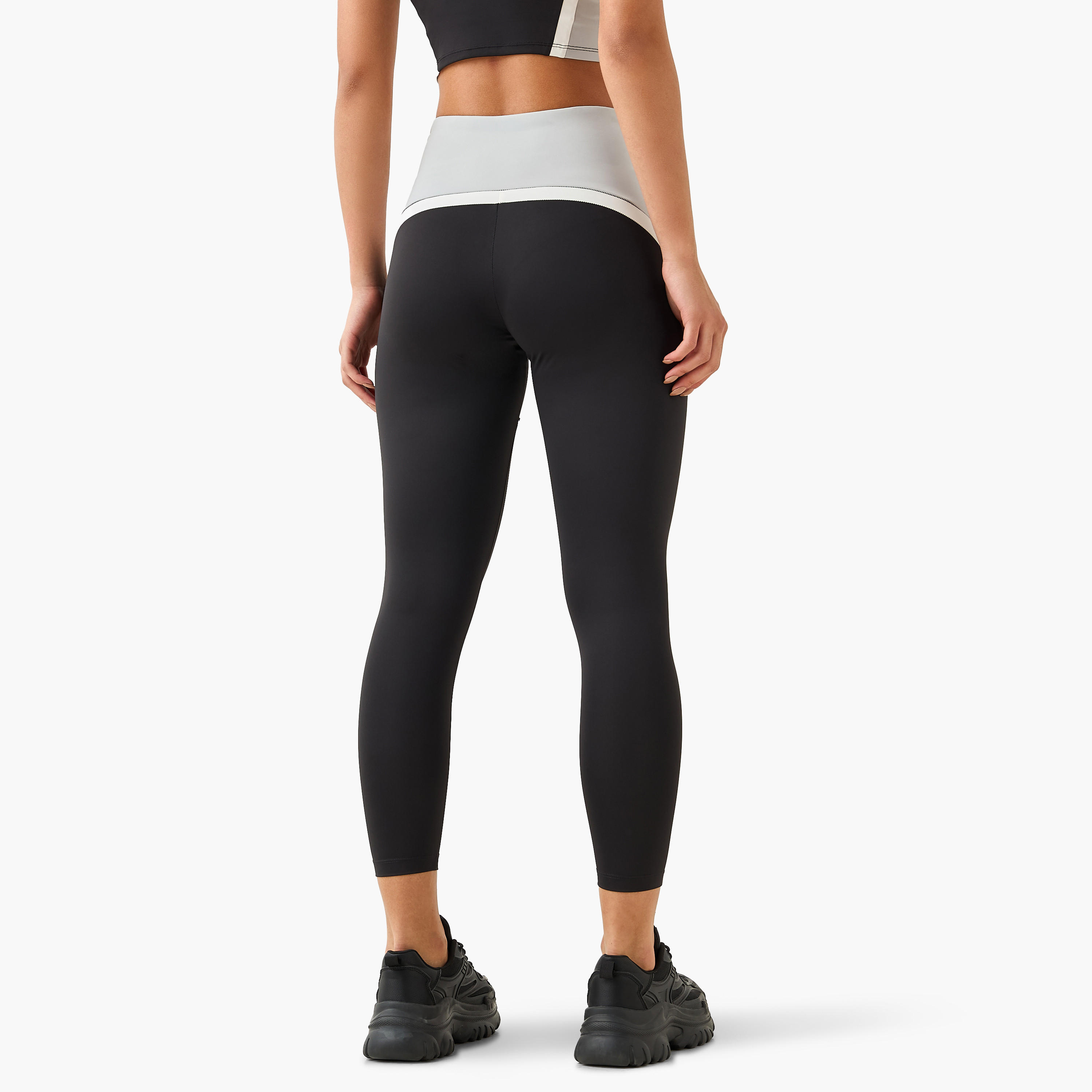 بنطلون ليقنز بتصميم قوالب ملونة للنساء من كابا-sports-women-clothing-activewearleggings-image-2