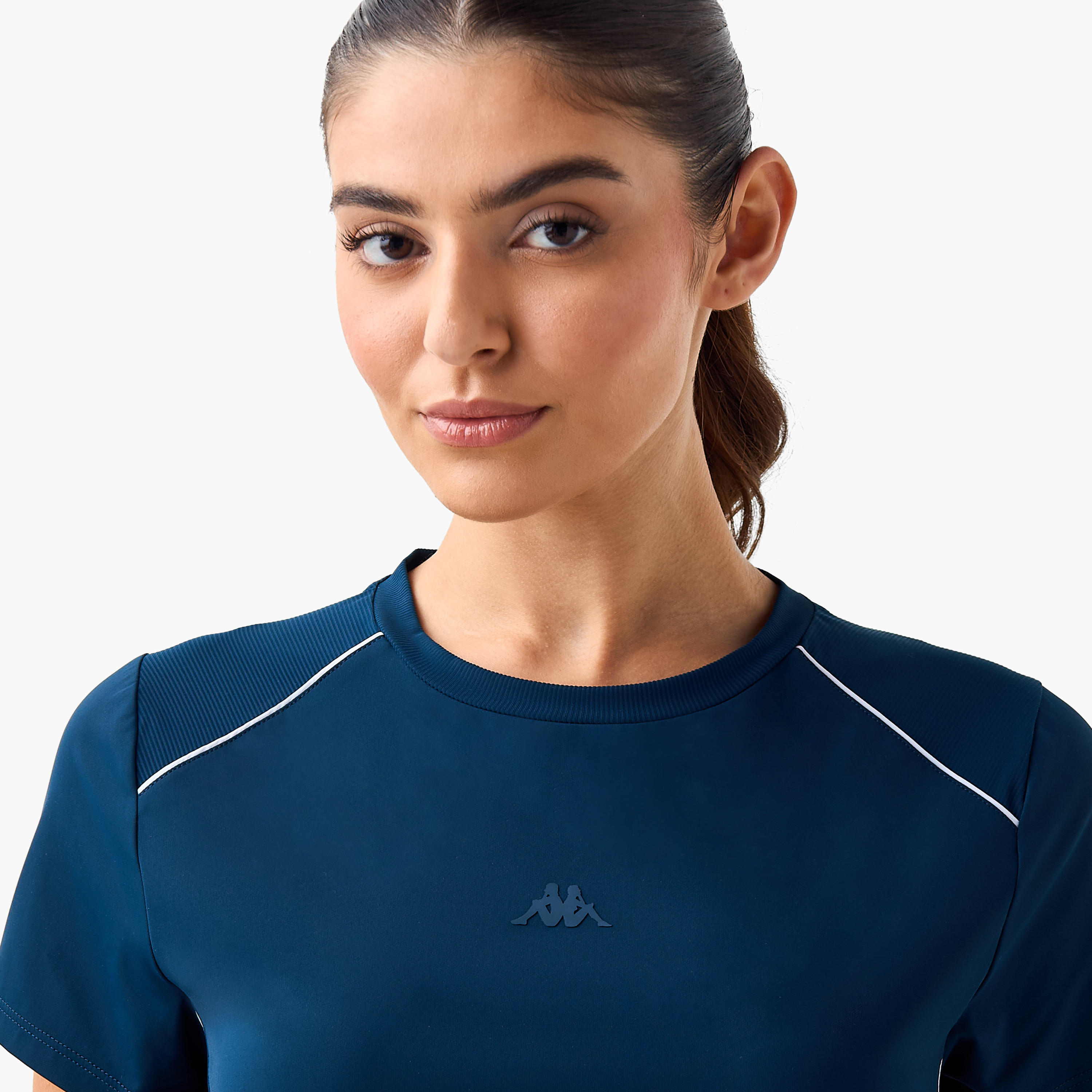 تيشيرت بتصاميم مغايرة وخيوط بارزة للنساء من كابا-women-clothing-tshirts-image-4