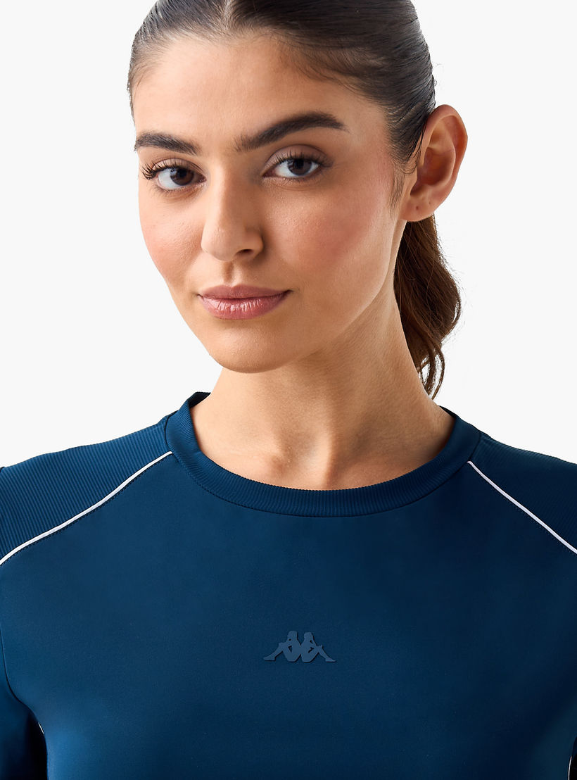 تيشيرت بتصاميم مغايرة وخيوط بارزة للنساء من كابا-women-clothing-tshirts-image-4