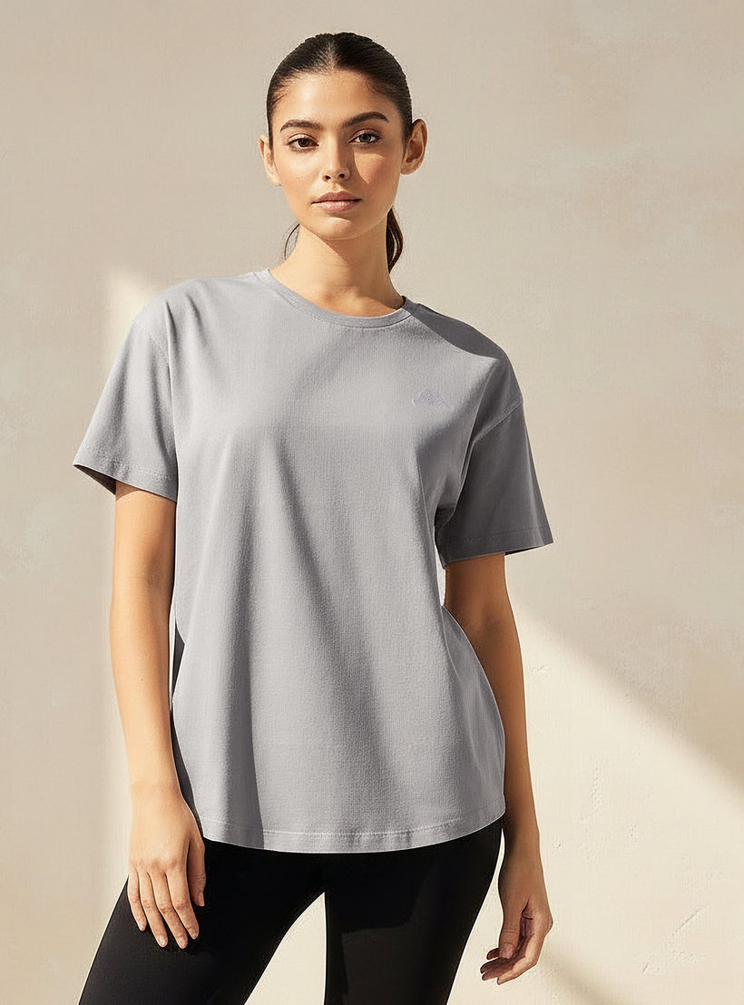 تيشيرت بتطريز شعار للنساء من كابا-women-clothing-tshirts-image-1