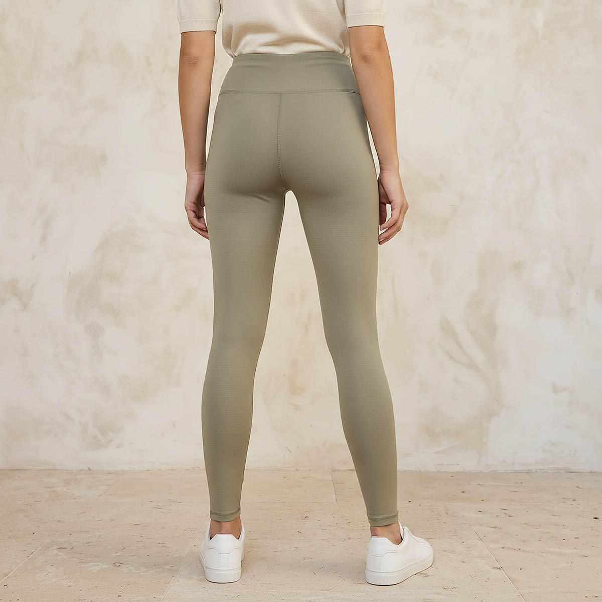 بنطلون ليقنز رياضي مطاطي باتجاهين للنساء من كابا-sports-women-clothing-activewearleggings-image-4