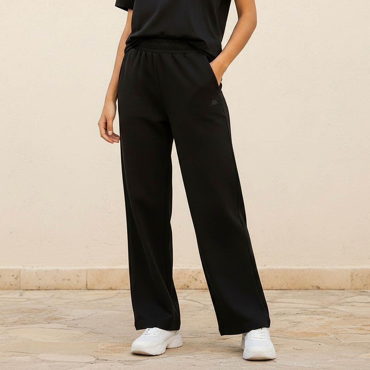 بنطال واسع الساق بخصر مطاطي من كابا-women-clothing-bottoms-joggers-image-1