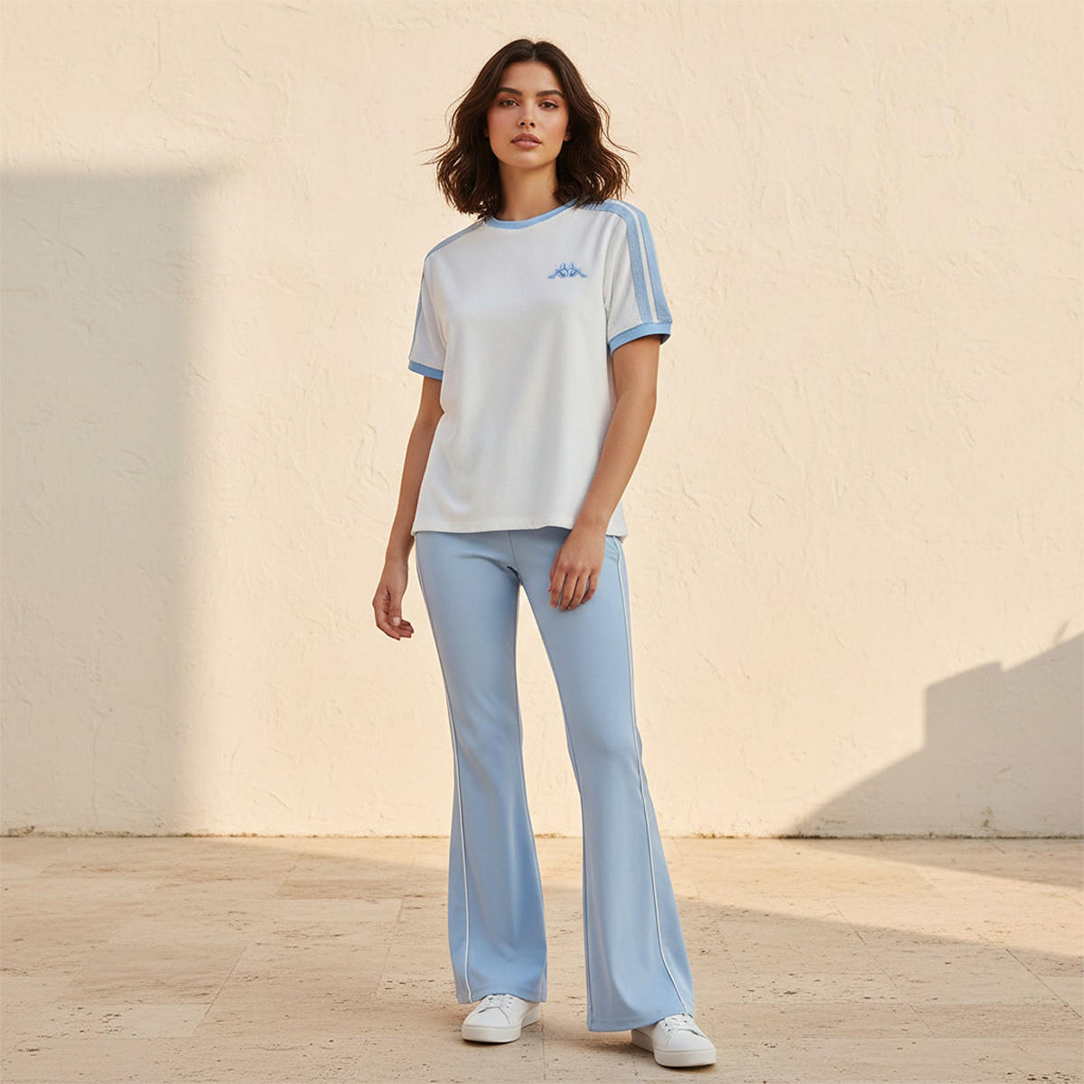 تيشيرت بتطريز الشعار من كابا-women-clothing-tshirts-image-5