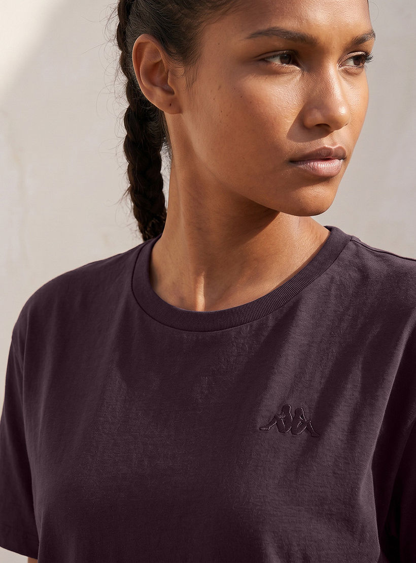تيشيرت بتطريز شعار من كابا-sports-women-clothing-tshirtsandvests-image-7