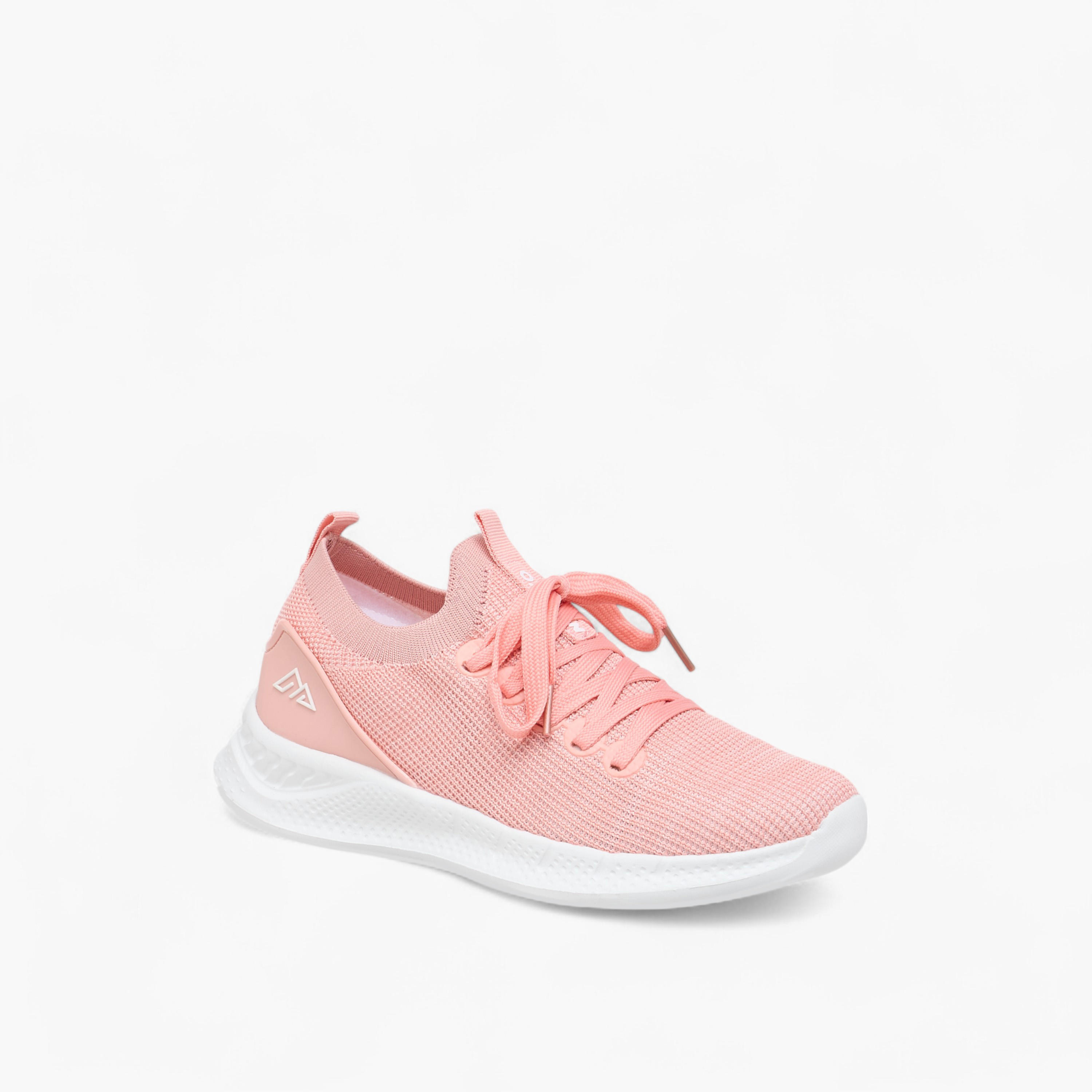حذاء رياضي بارز الملمس برباط إغلاق من أوكلان من شو إكسبريس-women-shoes-sneakers-image-2