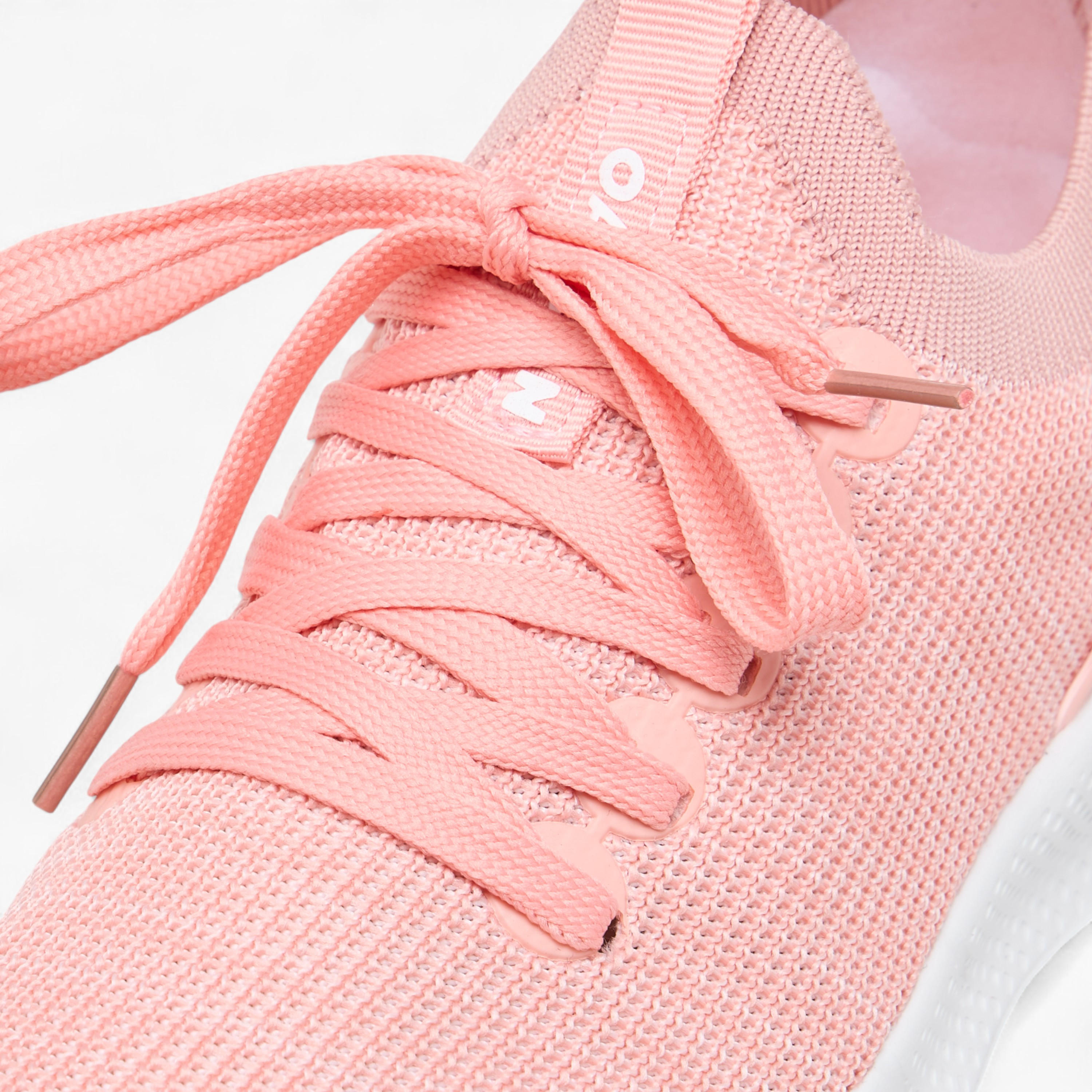 حذاء رياضي بارز الملمس برباط إغلاق من أوكلان من شو إكسبريس-women-shoes-sneakers-image-4