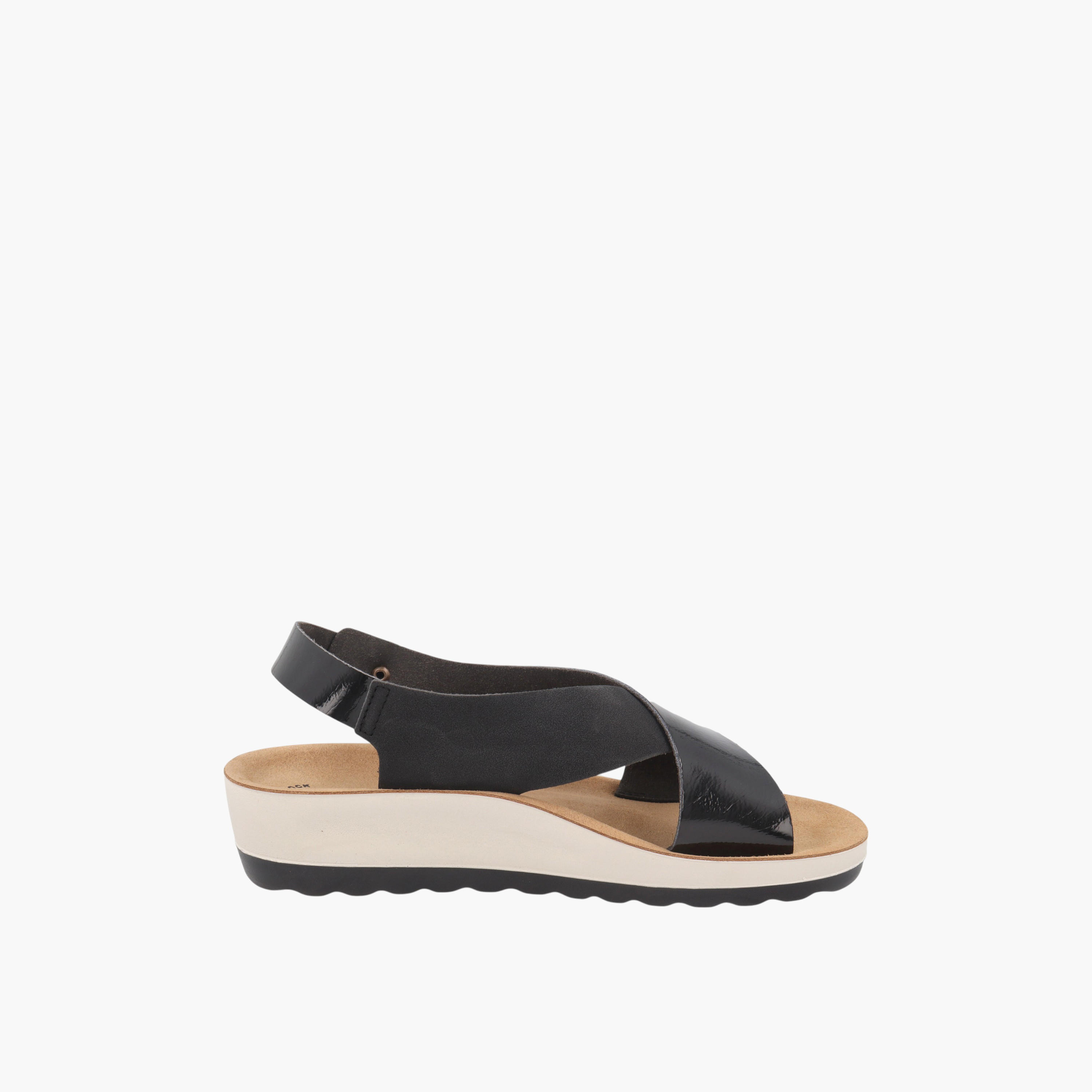 صندل سادة بحزام متقاطع وإبزيم إغلاق وكعب عريض من فلاي فلوت-women-shoes-sandals-heeled-image-2