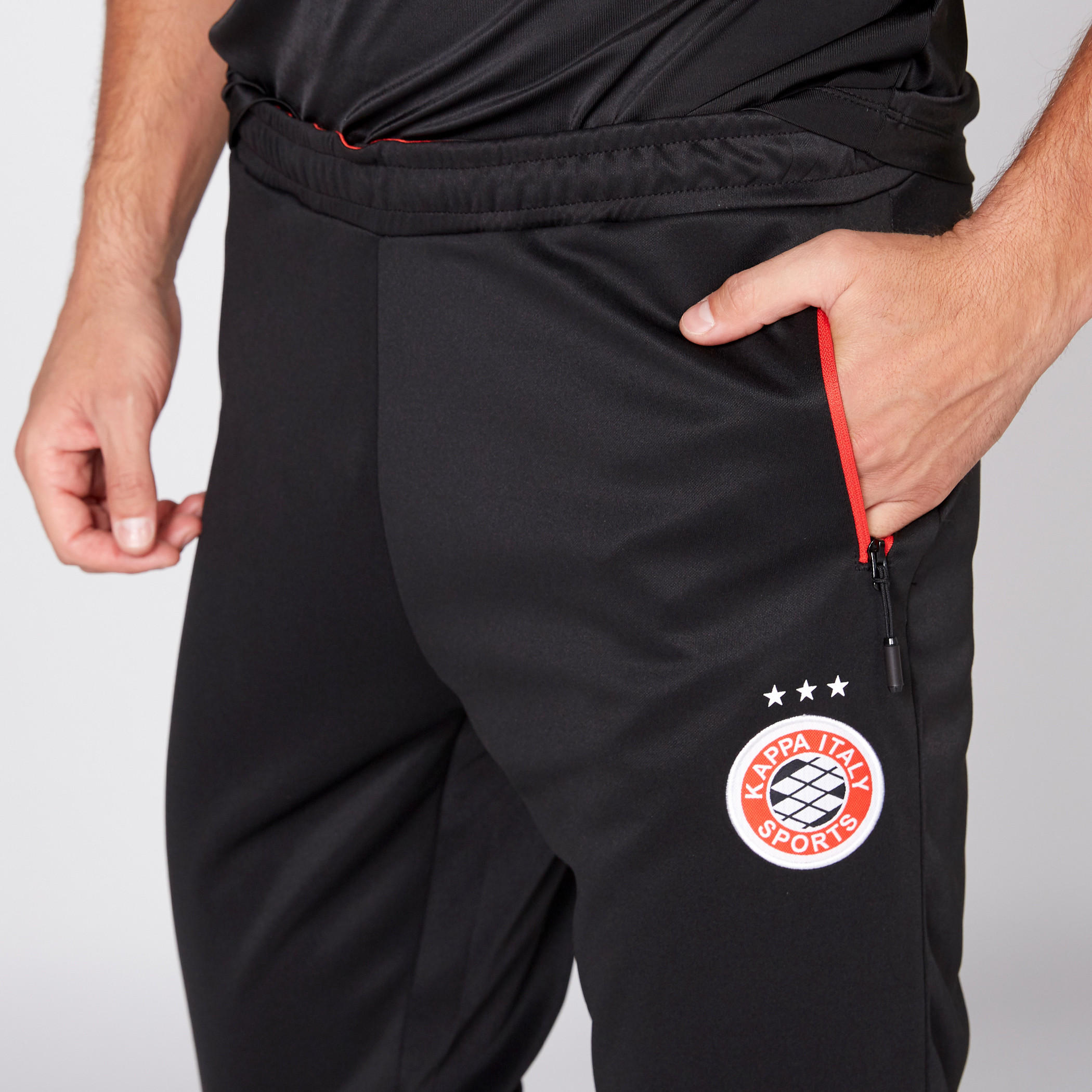 بنطال رياضي طويل بخصر مطاطي وطبعات من كابا-men-clothing-sportswearandactivewear-bottoms-image-3