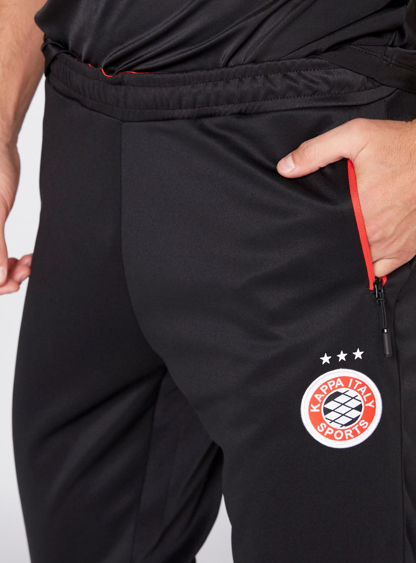 بنطال رياضي طويل بخصر مطاطي وطبعات من كابا-men-clothing-sportswearandactivewear-bottoms-image-3