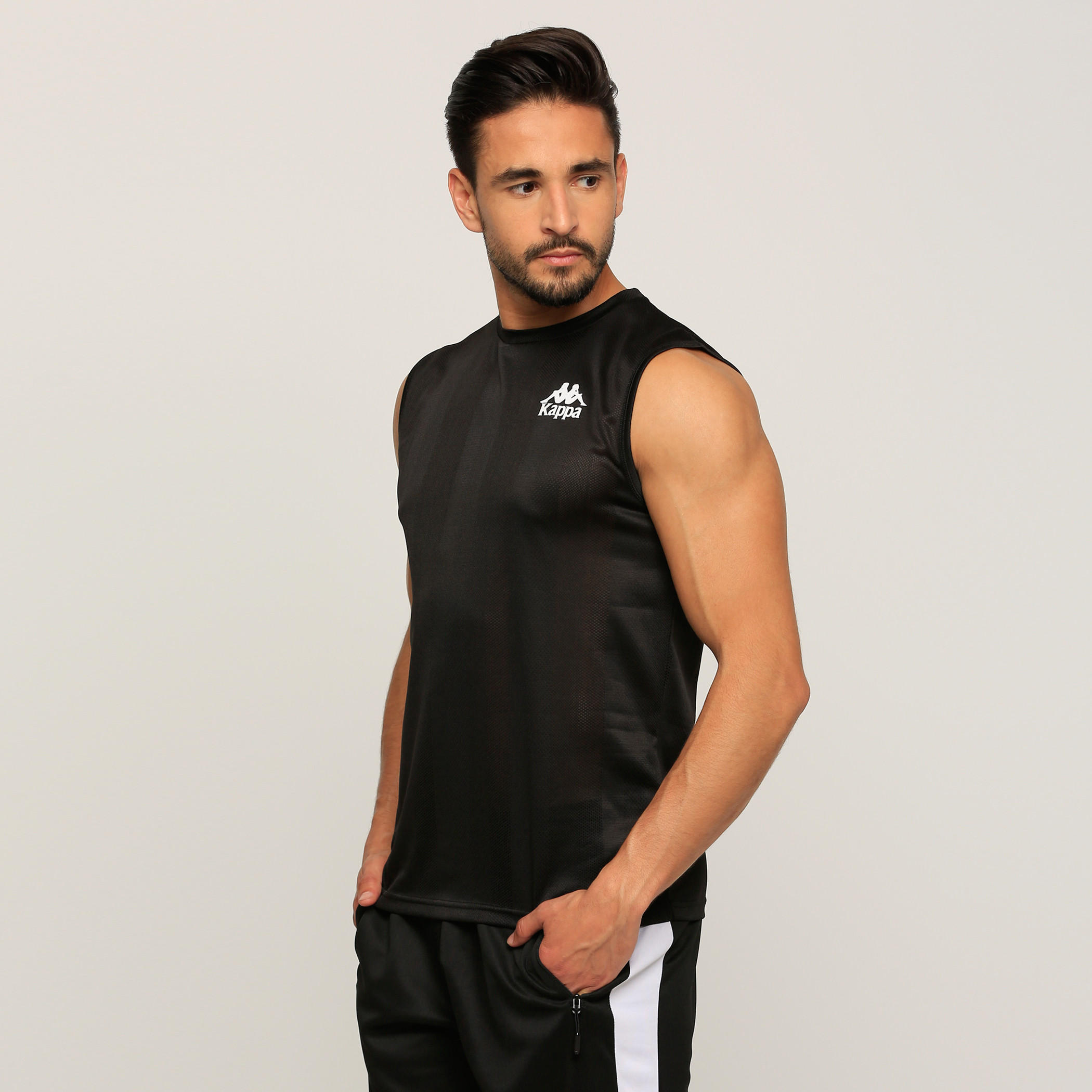 سترة فيست دون أكمام بياقة مستديرة وطبعات من كابا-men-clothing-sportswearandactivewear-tshirtsandpolos-image-3