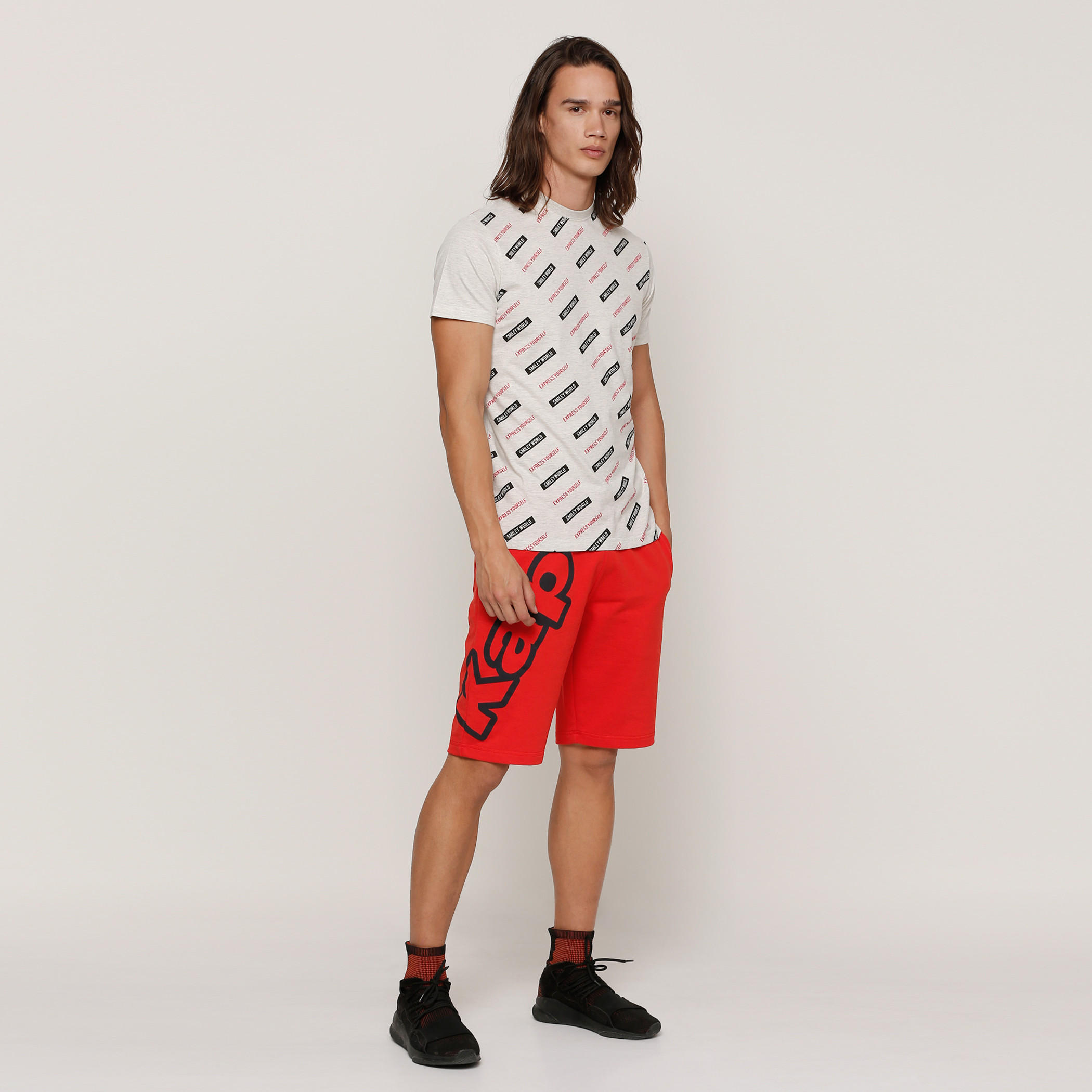شورت بخصر مطّاطي وطبعات من كابا-men-clothing-sportswearandactivewear-bottoms-image-5