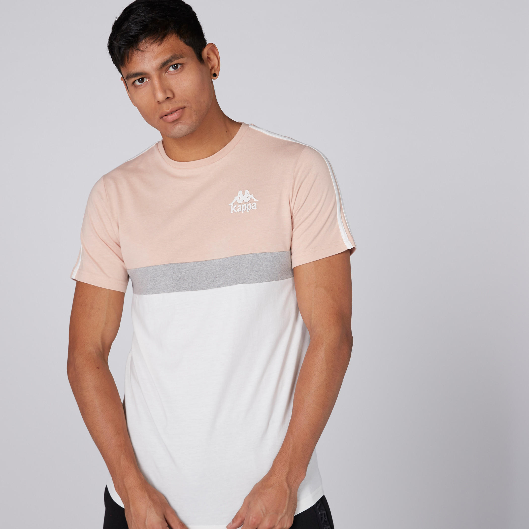 تيشيرت بياقة مستديرة وأكمام قصيرة من كابا-men-clothing-sportswearandactivewear-tshirtsandpolos-image-1