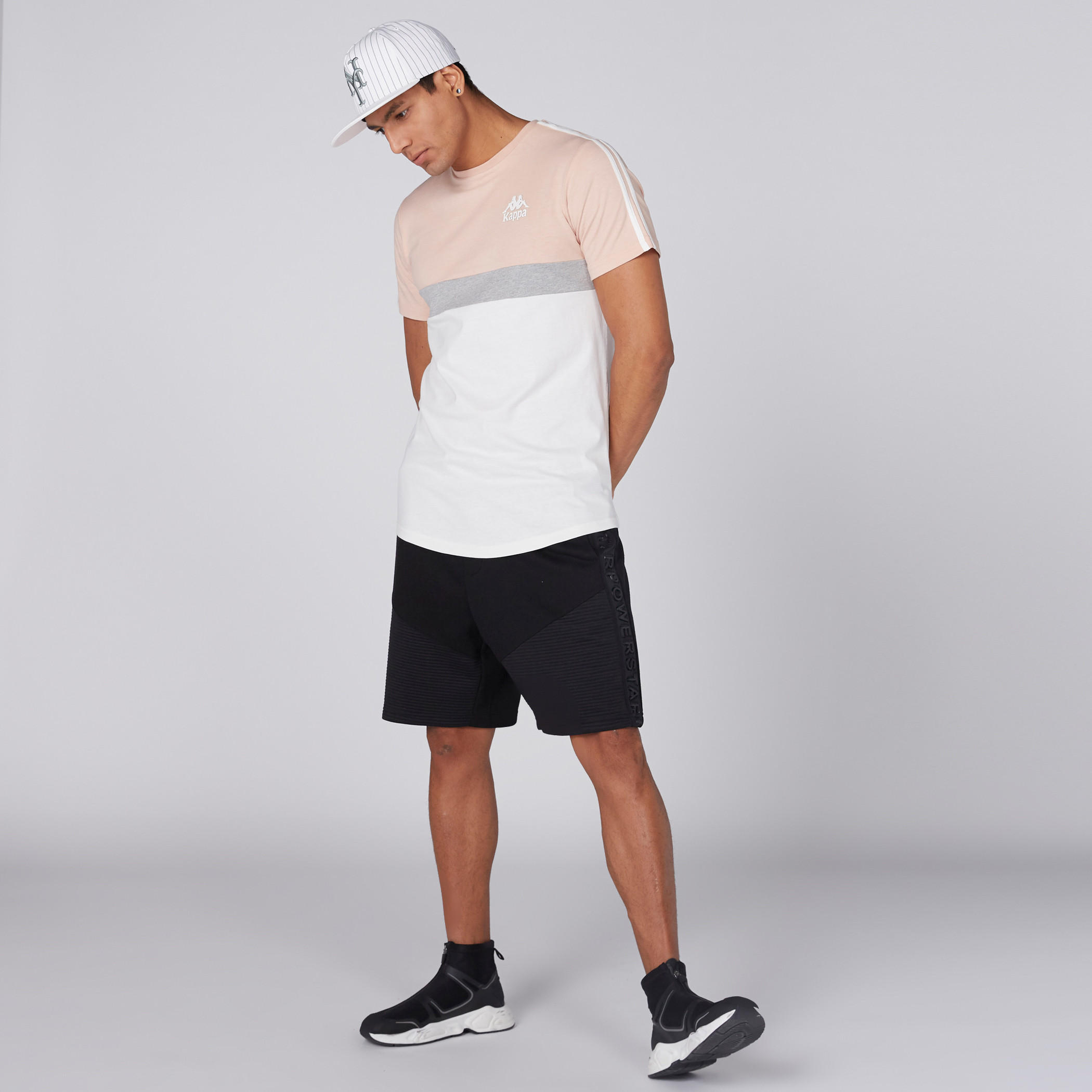تيشيرت بياقة مستديرة وأكمام قصيرة من كابا-men-clothing-sportswearandactivewear-tshirtsandpolos-image-5