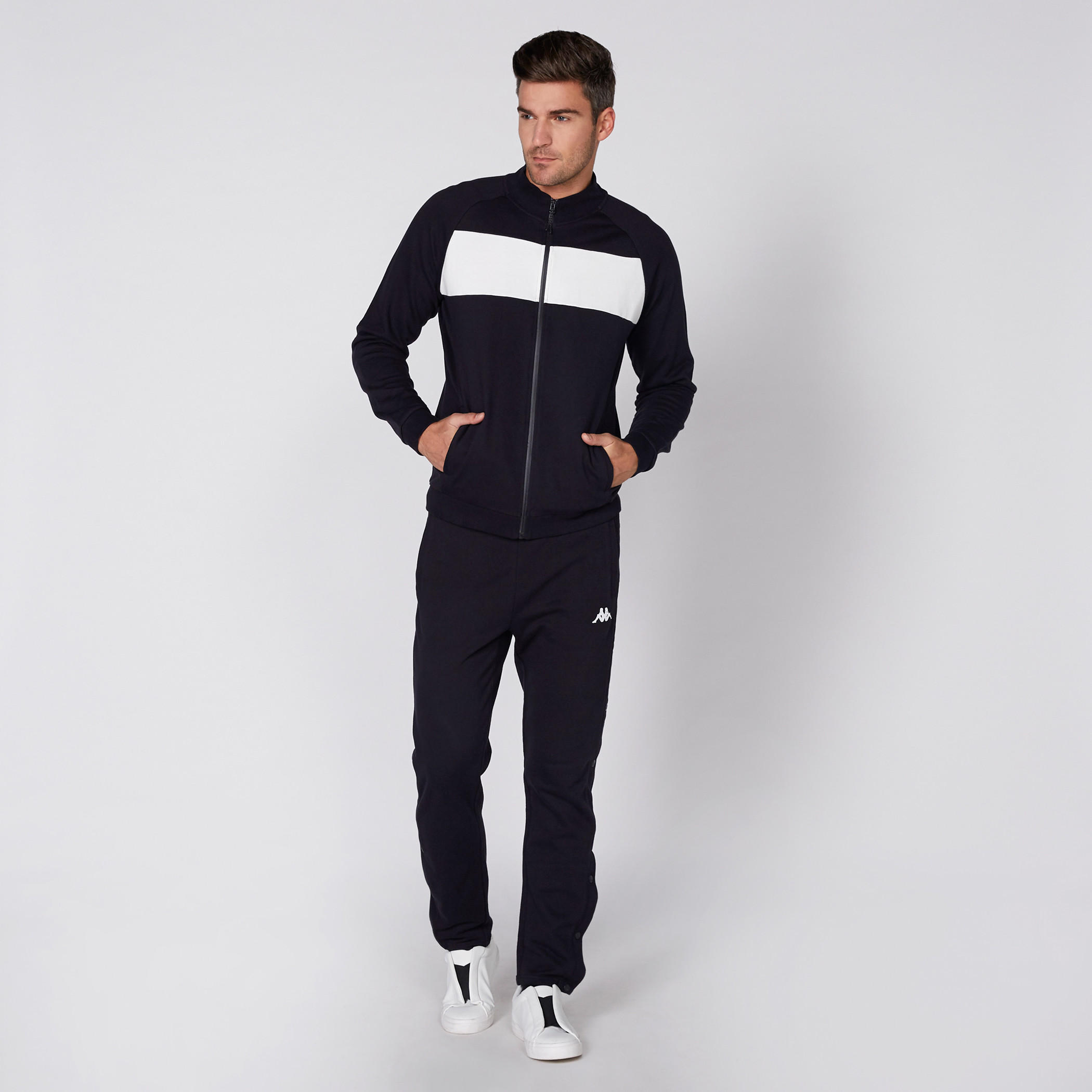 بنطال رياضي بجيوب من كابا-men-clothing-sportswearandactivewear-tracksuits-image-4
