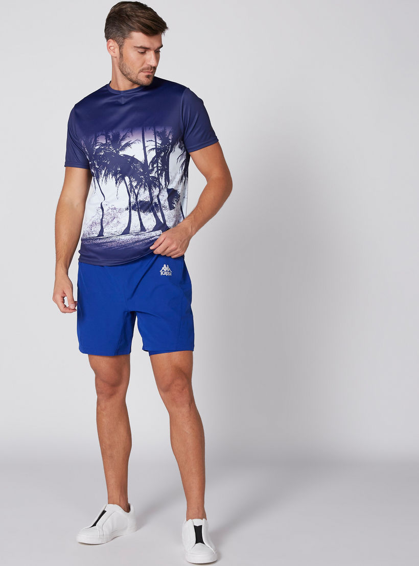 شورت بخصر مطّاطي وجيوب من كابا-men-clothing-sportswearandactivewear-bottoms-image-1