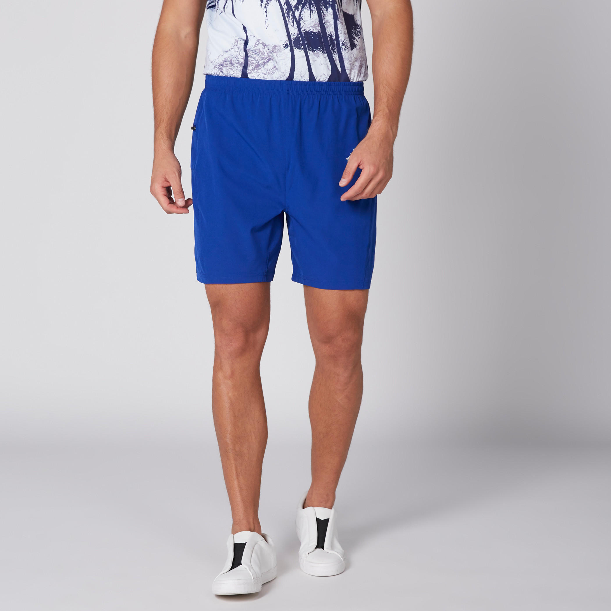 شورت بخصر مطّاطي وجيوب من كابا-men-clothing-sportswearandactivewear-bottoms-image-3