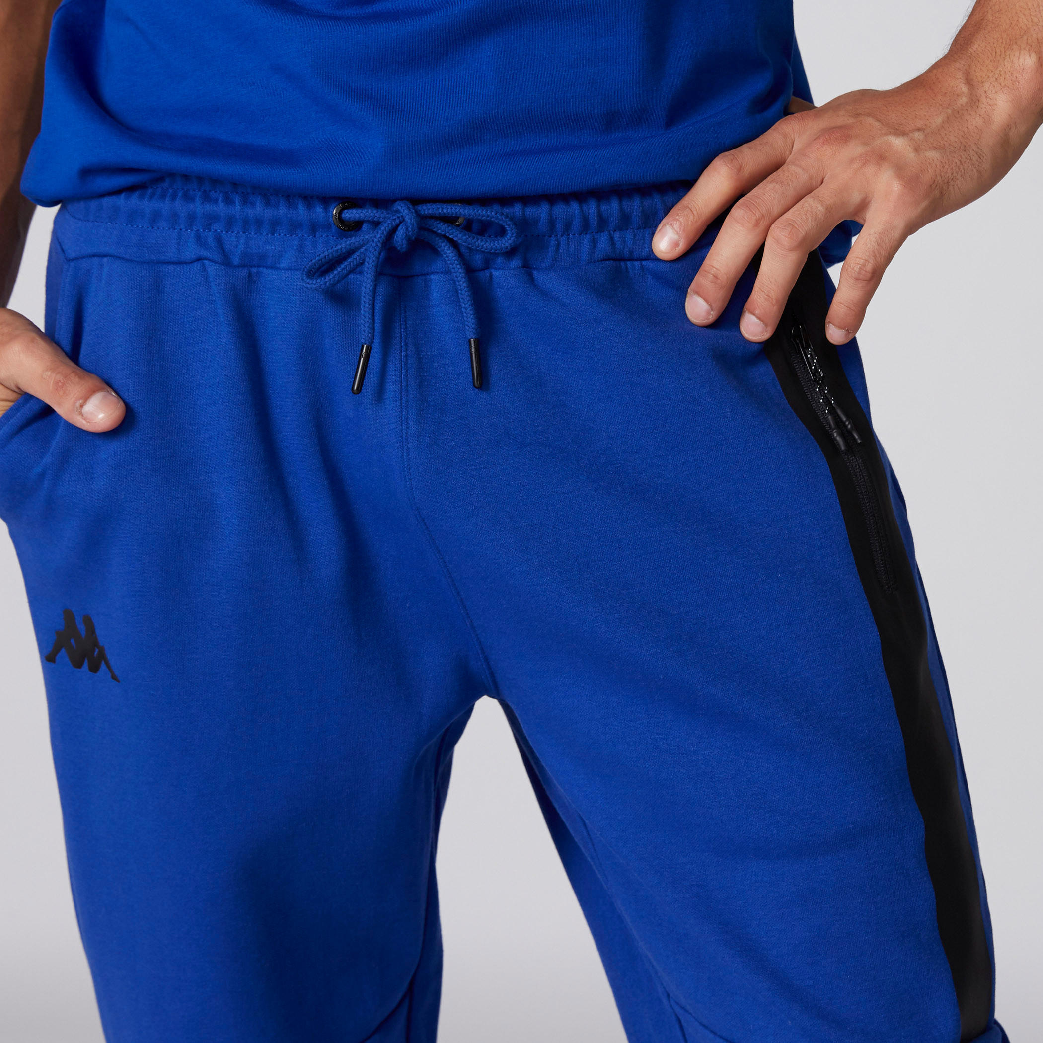 بنطال رياضي طويل بخصر مطّاطي ورباط من كابا-men-clothing-sportswearandactivewear-bottoms-image-5