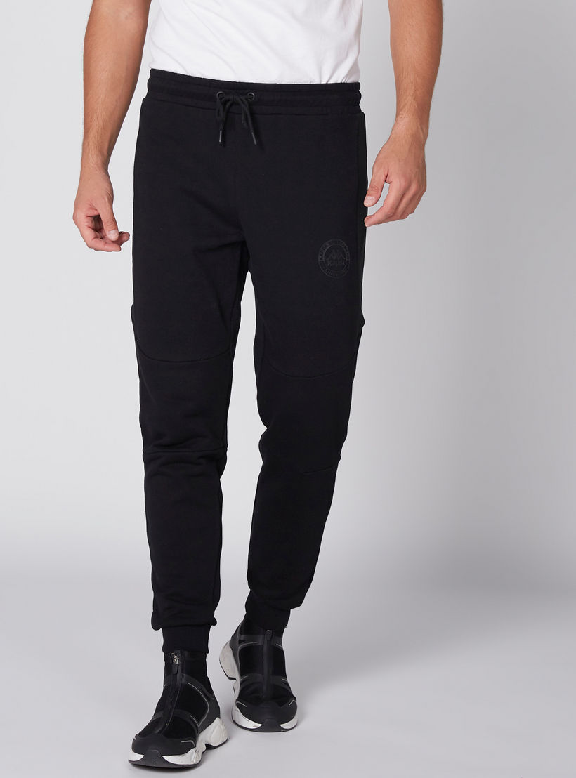 بنطال رياضي طويل بخصر مطّاطي من كابا-men-clothing-sportswearandactivewear-bottoms-image-3