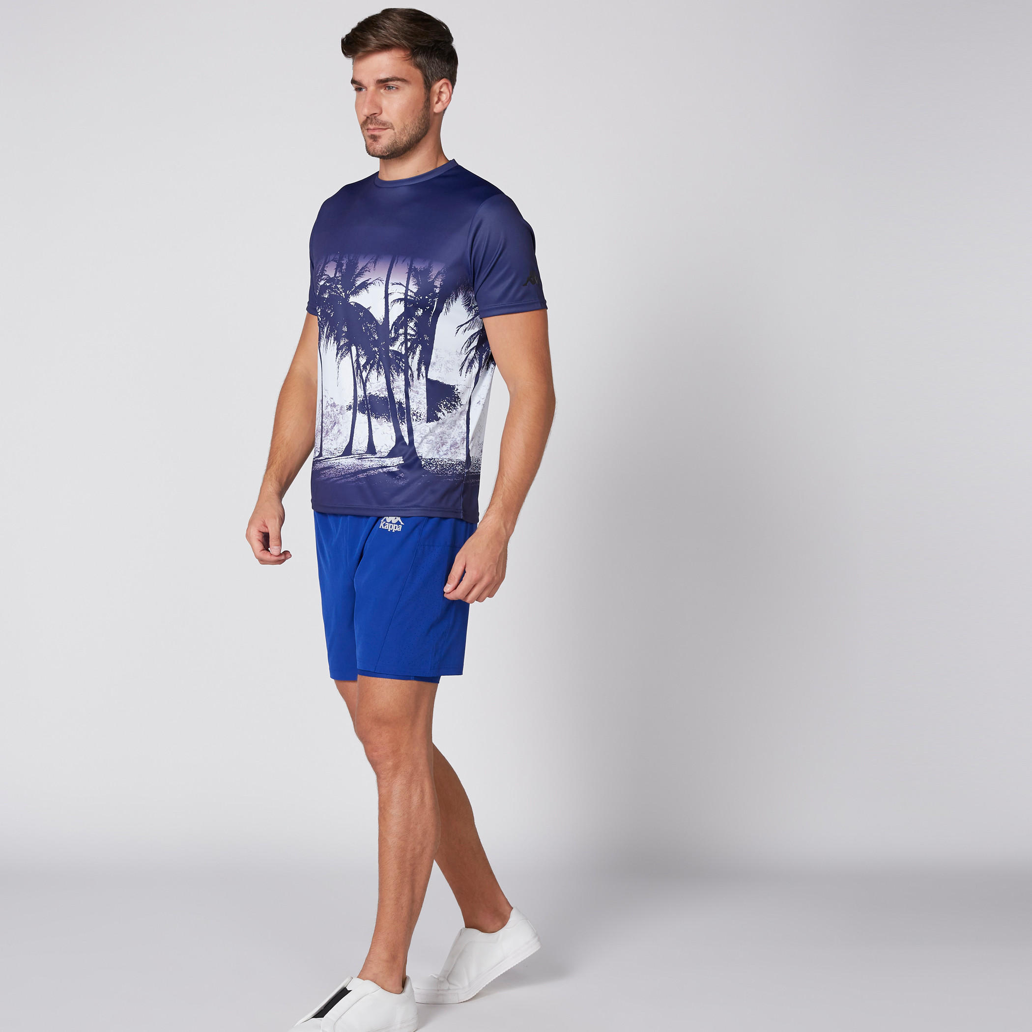 تيشيرت بياقة مستديرة وأكمام قصيرة وطبعات من كابا-men-clothing-tshirtsandpolos-tshirts-image-4
