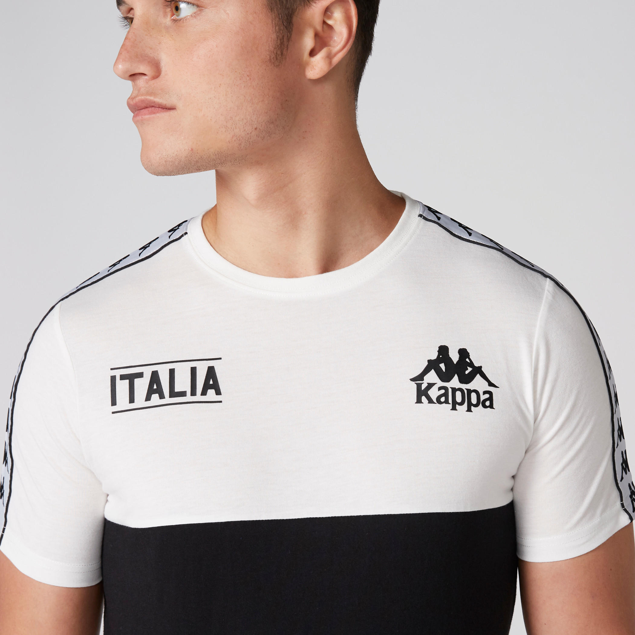 تيشيرت بياقة مستديرة وأكمام قصيرة من كابا-men-clothing-sportswearandactivewear-tshirtsandpolos-image-3