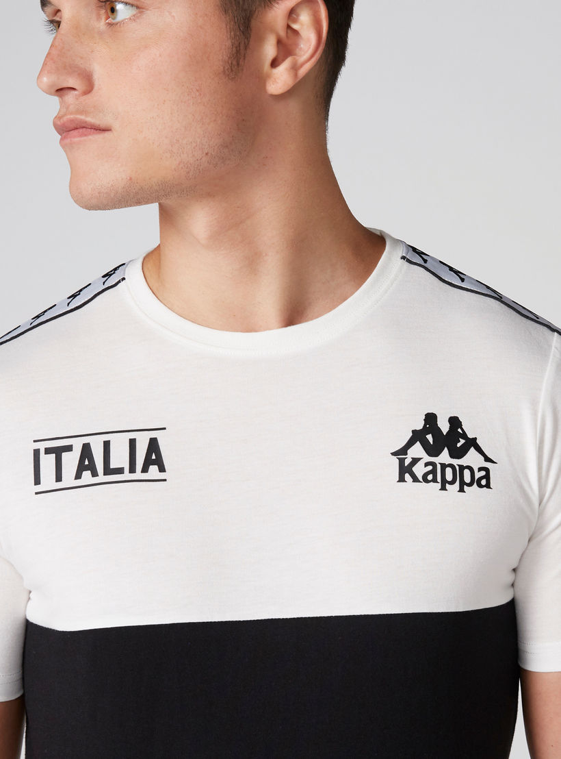 تيشيرت بياقة مستديرة وأكمام قصيرة من كابا-men-clothing-sportswearandactivewear-tshirtsandpolos-image-3