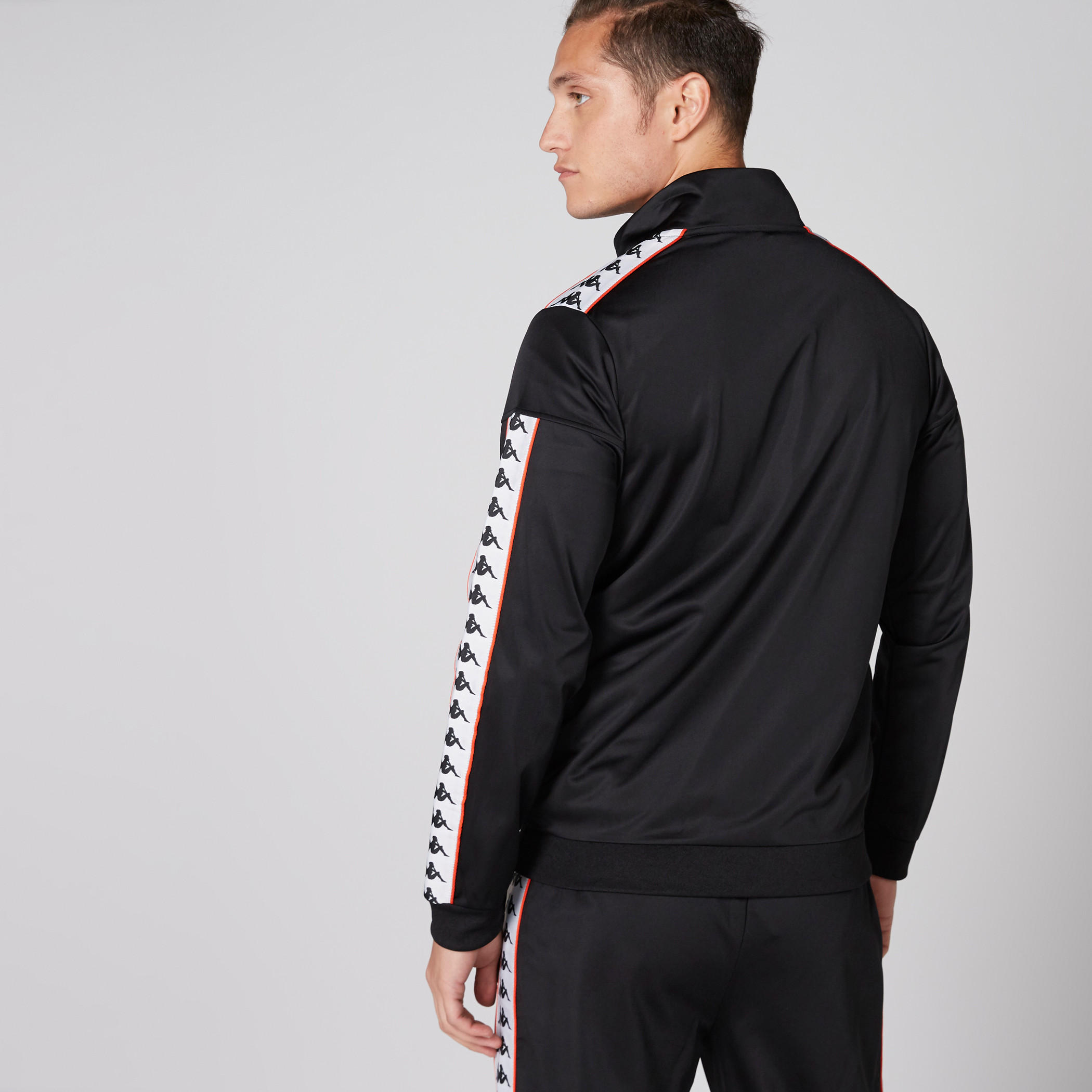 جاكيت بأكمام طويلة وسحّاب إغلاق وجيوب من كابا-men-clothing-jacketsandblazers-jackets-image-2