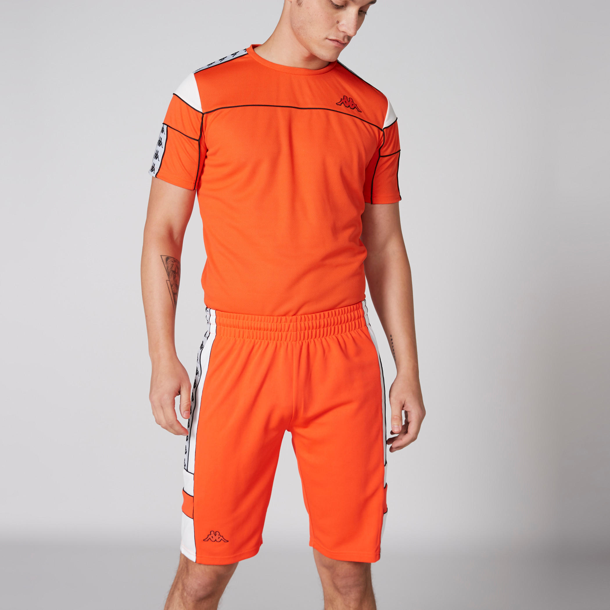 شورت بخصر مطّاطي من كابا-men-clothing-bottoms-shorts-image-1