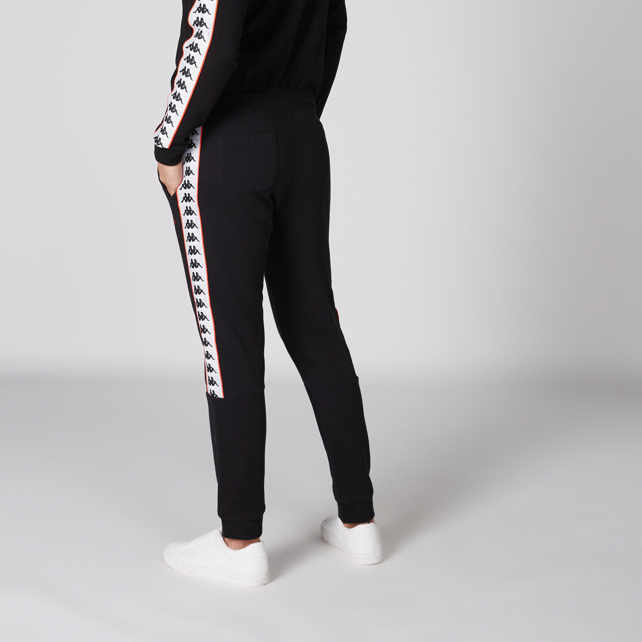 بنطال رياضي طويل بخصر مطاطي من كابا-men-clothing-sportswearandactivewear-bottoms-image-2