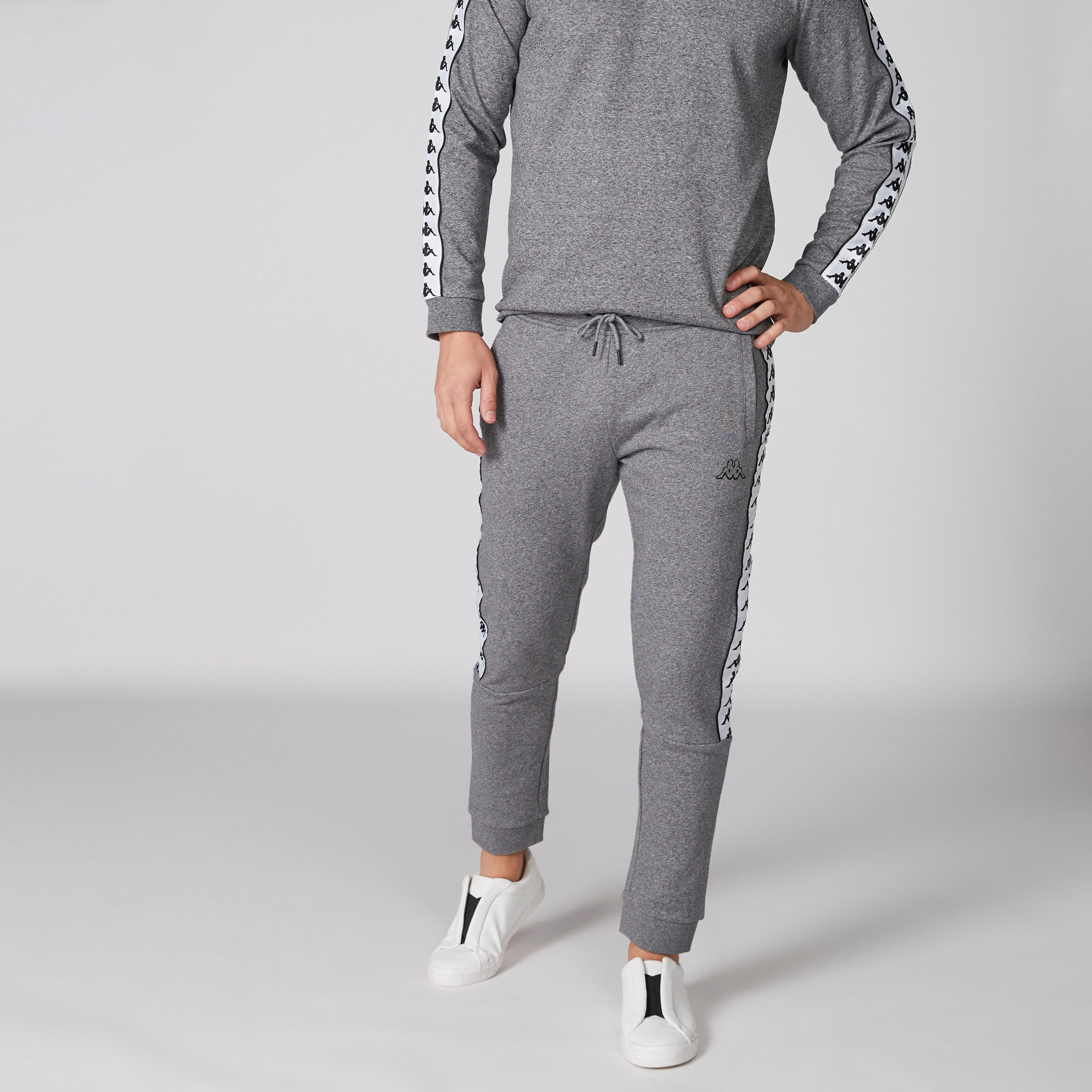 بنطال رياضي طويل بخصر مطاطي من كابا-men-clothing-sportswearandactivewear-bottoms-image-3