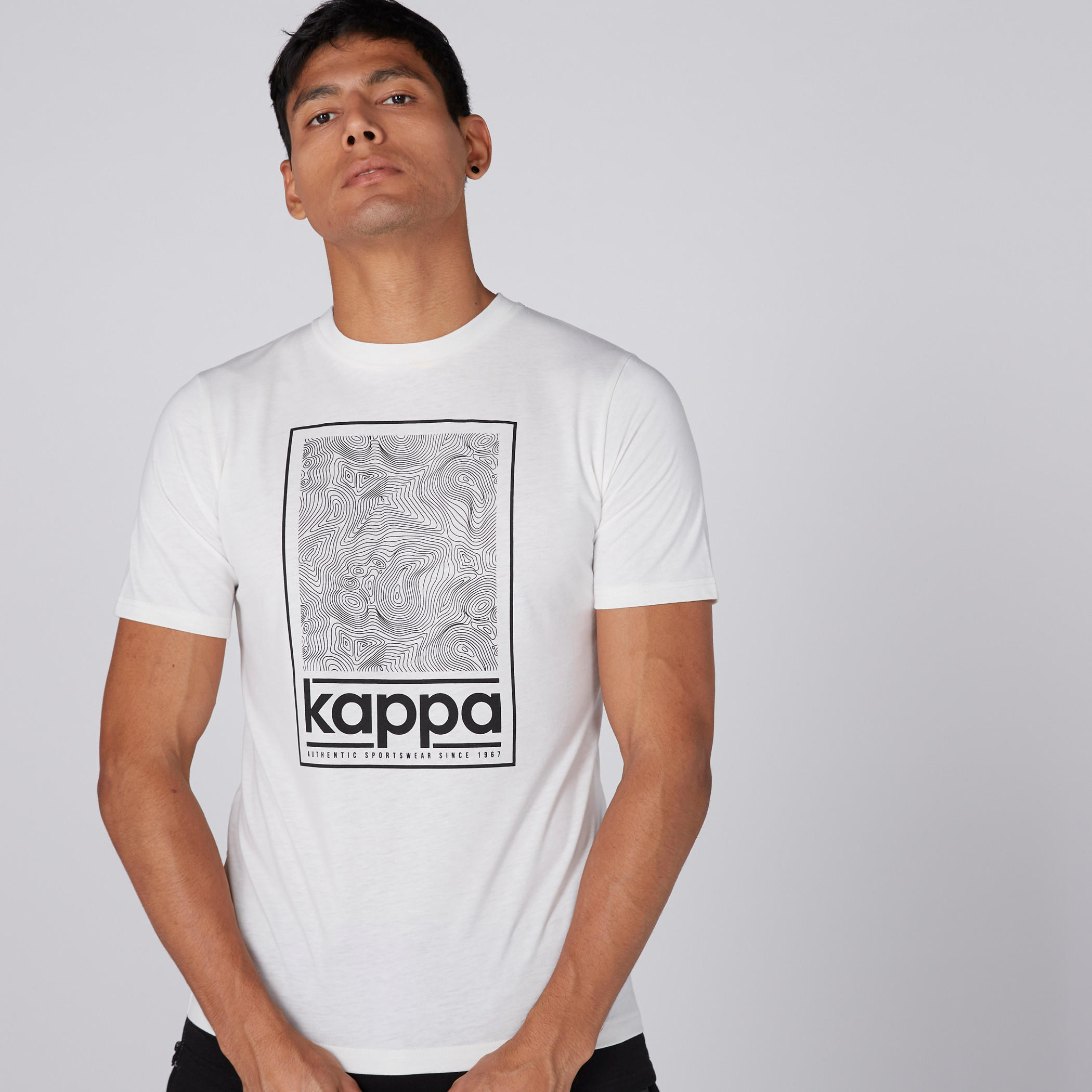 تيشيرت بأكمام قصيرة وسحاب وطبعات من كابا-men-clothing-tshirtsandpolos-tshirts-image-1