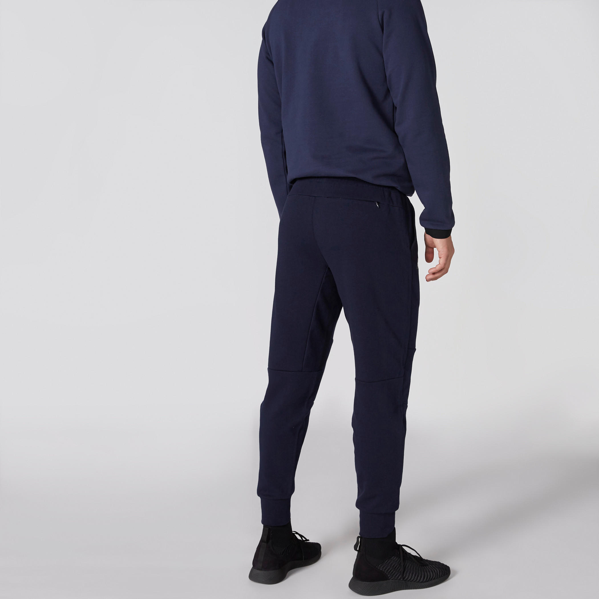 بنطال رياضي طويل بخصر مطّاطي من كابا-men-clothing-sportswearandactivewear-bottoms-image-14