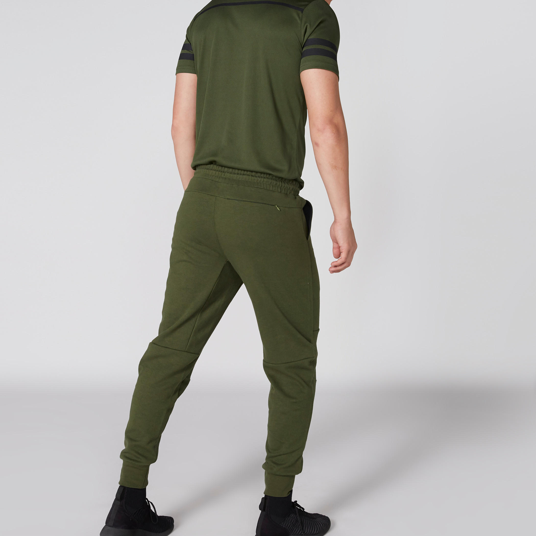 بنطال رياضي طويل بخصر مطّاطي من كابا-men-clothing-sportswearandactivewear-bottoms-image-10